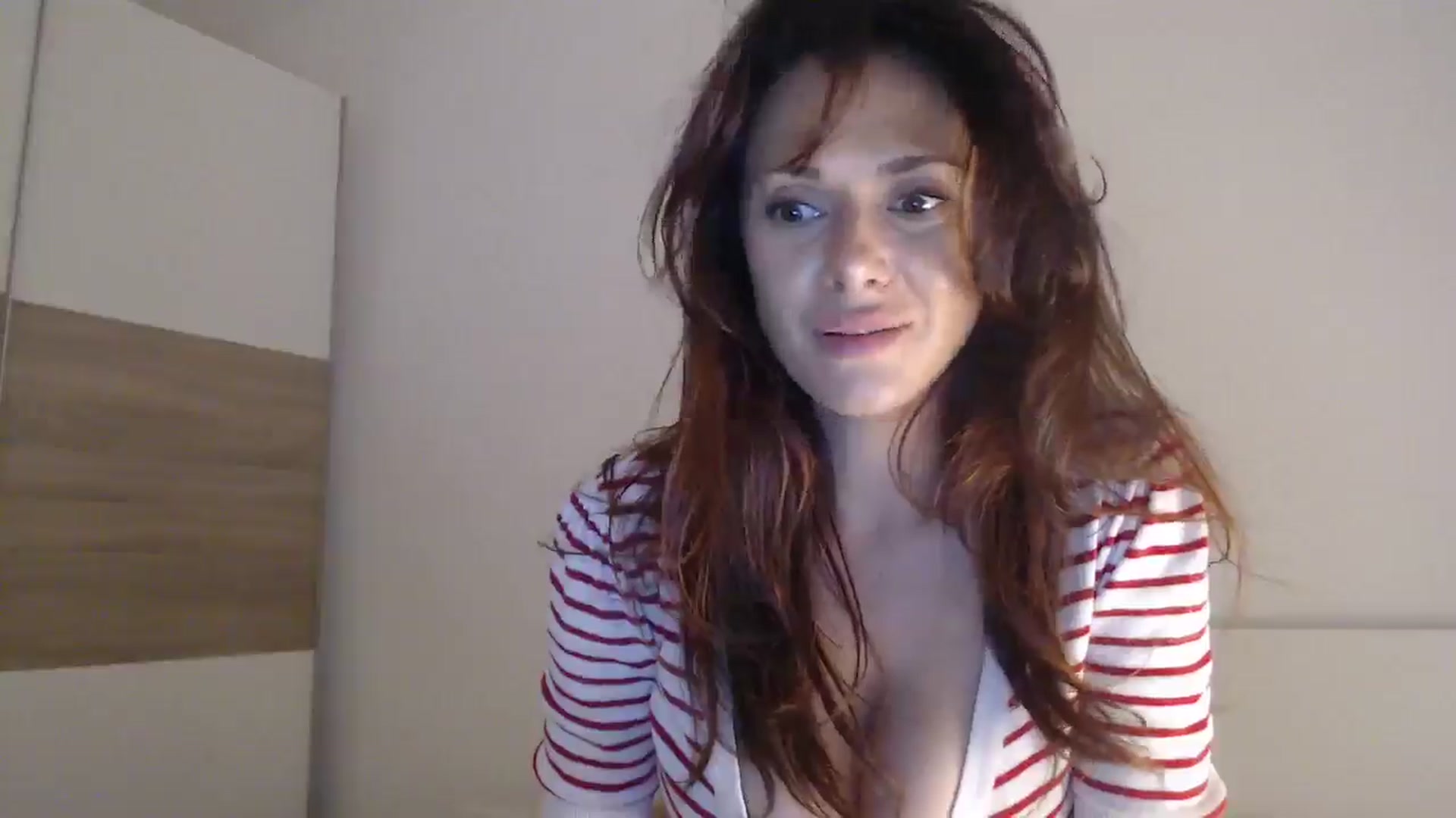 Gallery image thumbnail from ItsLizi's myfreecams stream on, 04/14/2026, 20:50 image 14 of 20