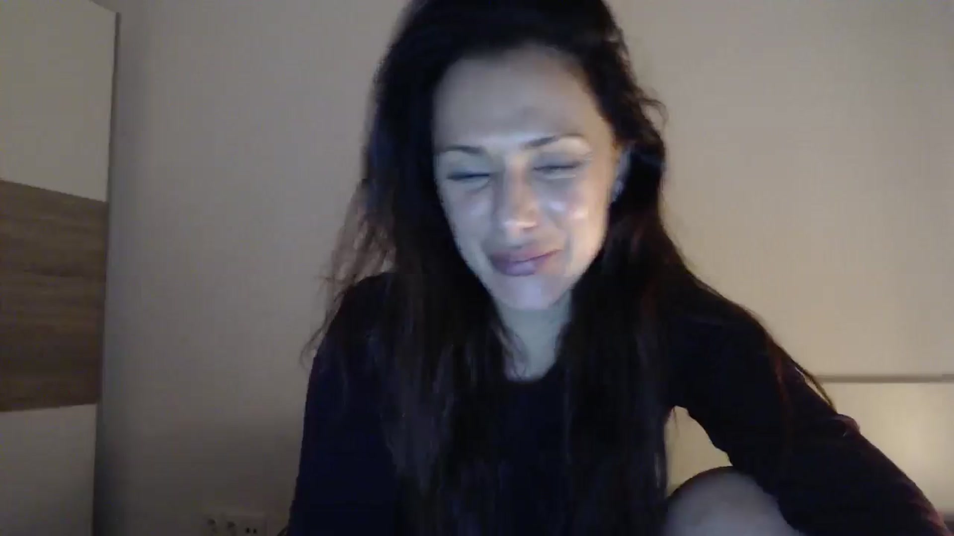 Gallery image thumbnail from ItsLizi's myfreecams stream on, 04/25/2026, 21:23 image 14 of 20