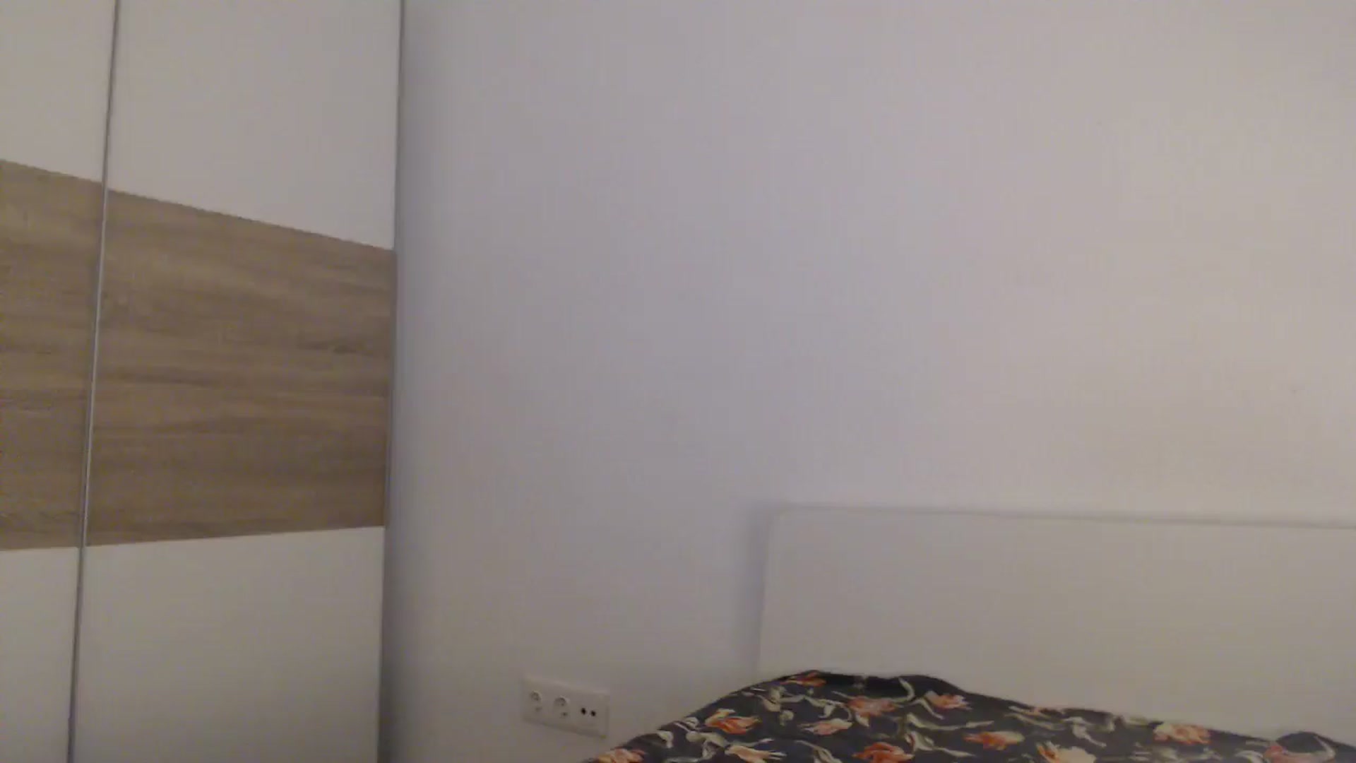 Gallery image thumbnail from ItsLizi's myfreecams stream on, 05/01/2026, 16:55 image 6 of 20