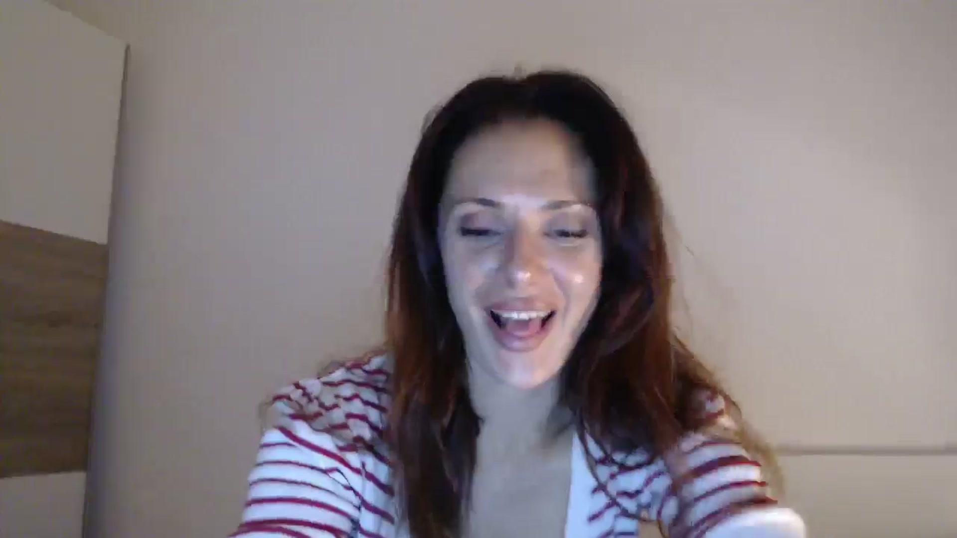 Gallery image thumbnail from ItsLizi's myfreecams stream on, 05/04/2026, 21:55 image 7 of 20