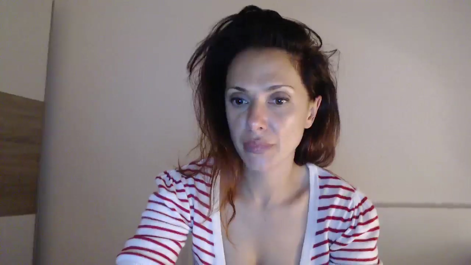Gallery image thumbnail from ItsLizi's myfreecams stream on, 05/04/2026, 21:55 image 17 of 20
