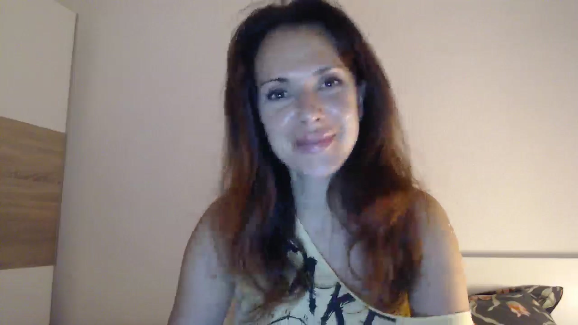 Gallery image thumbnail from ItsLizi's myfreecams stream on, 05/09/2026, 22:12 image 9 of 20