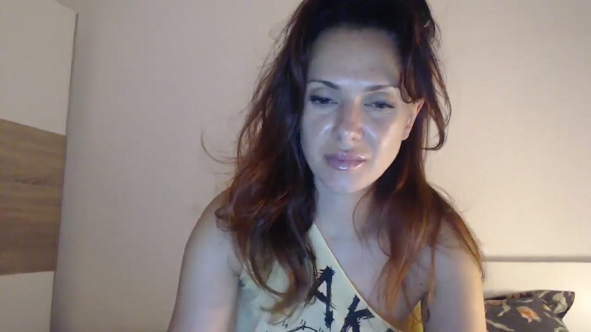 Gallery image thumbnail from ItsLizi's myfreecams stream on, 05/09/2026, 22:12 image 14 of 20