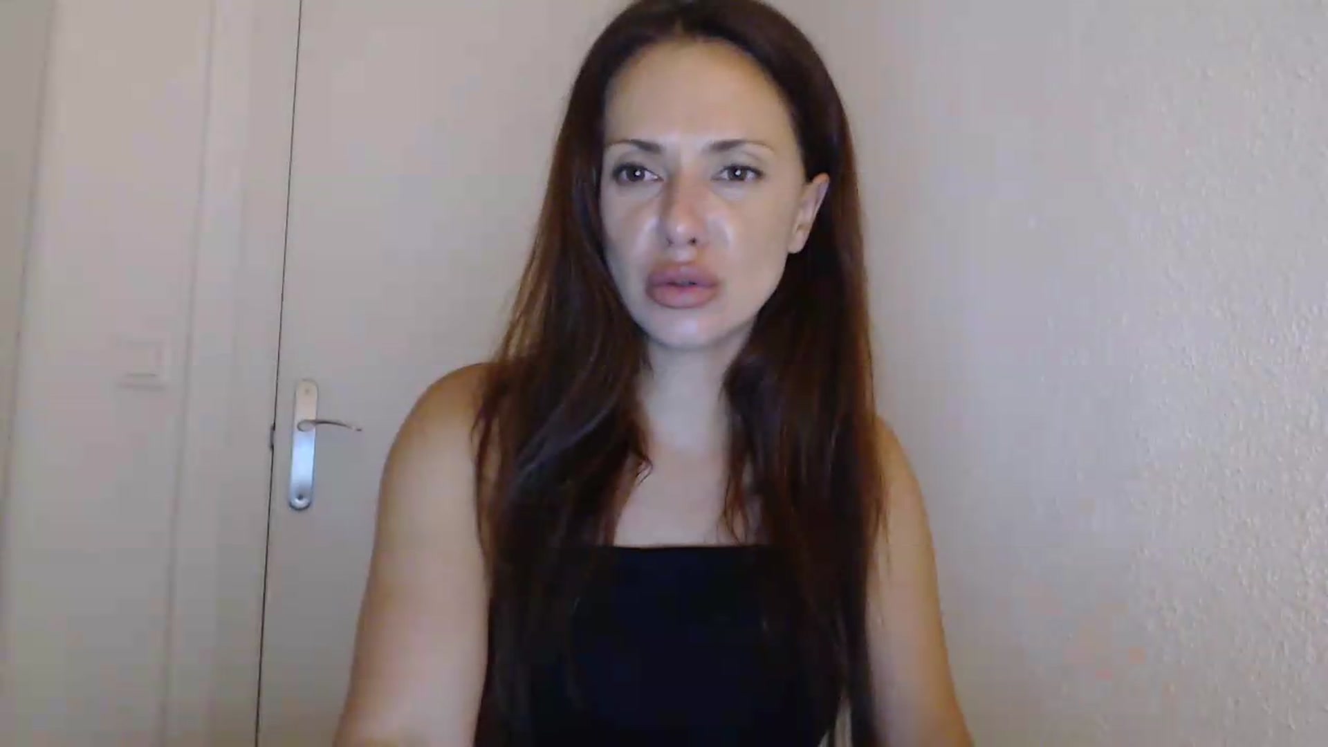 Gallery image thumbnail from ItsLizi's myfreecams stream on, 06/11/2026, 22:13 image 16 of 20