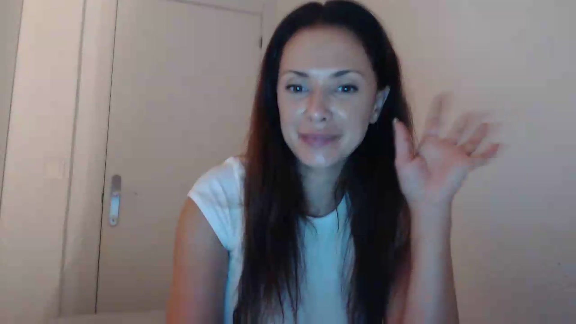 Gallery image thumbnail from ItsLizi's myfreecams stream on, 06/14/2026, 22:00 image 20 of 20