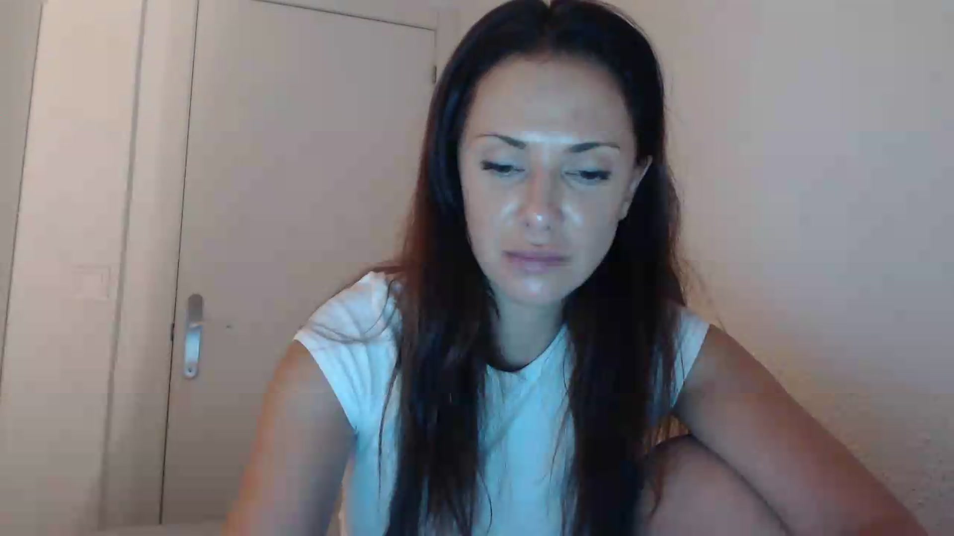 Gallery image thumbnail from ItsLizi's myfreecams stream on, 06/14/2026, 22:00 image 10 of 20