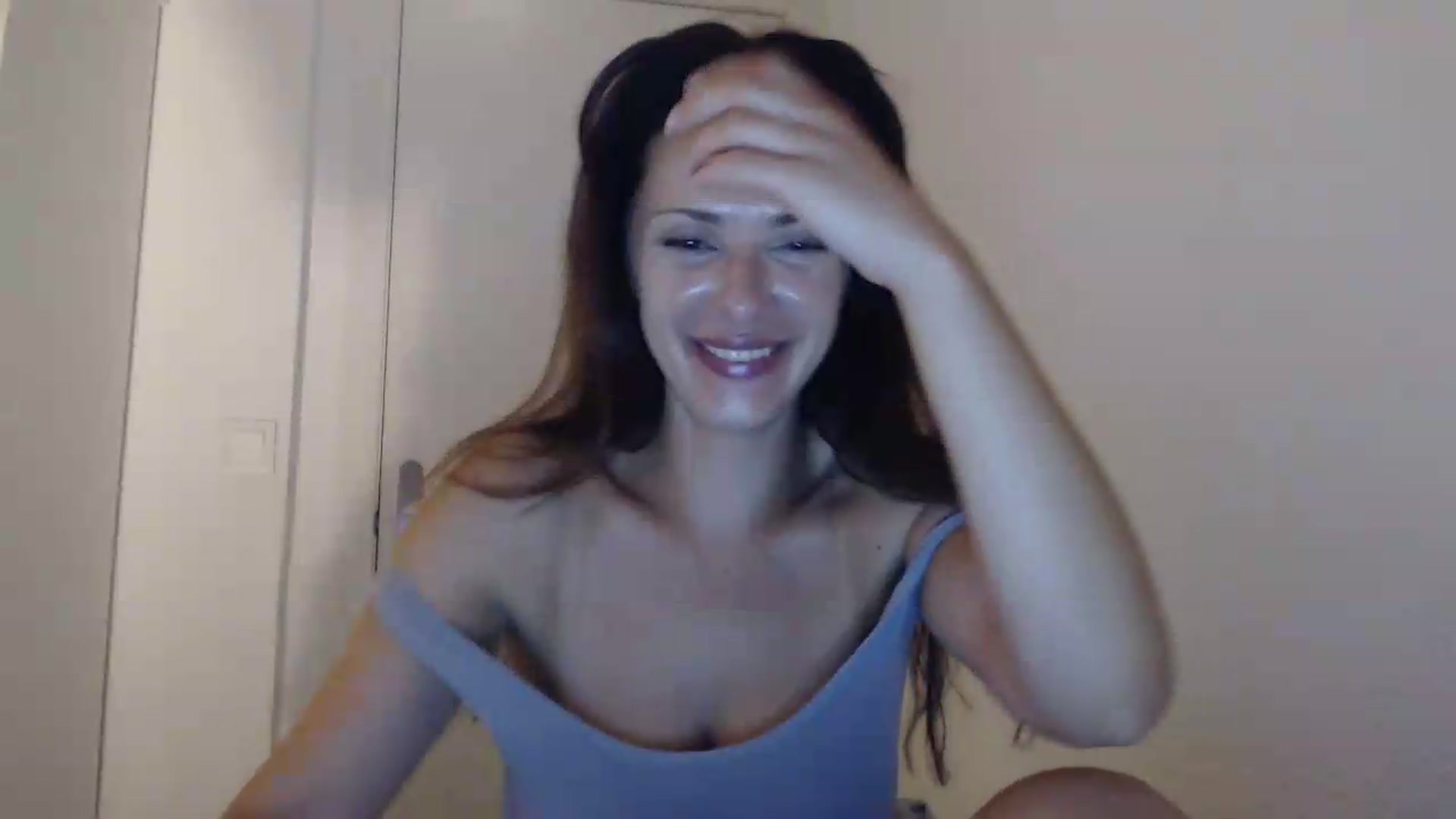 Gallery image thumbnail from ItsLizi's myfreecams stream on, 06/16/2026, 24:02 image 14 of 20