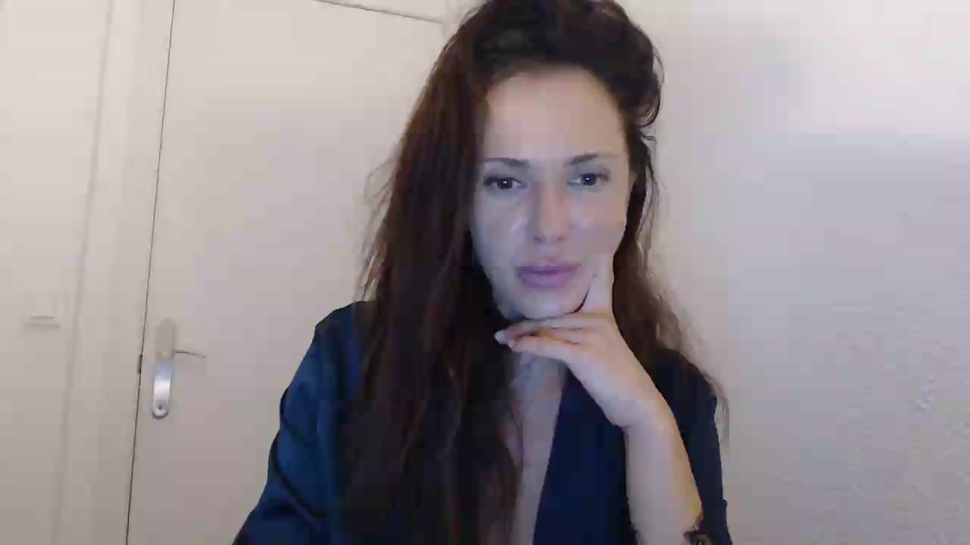 Gallery image thumbnail from ItsLizi's myfreecams stream on, 07/01/2026, 22:43 image 14 of 20
