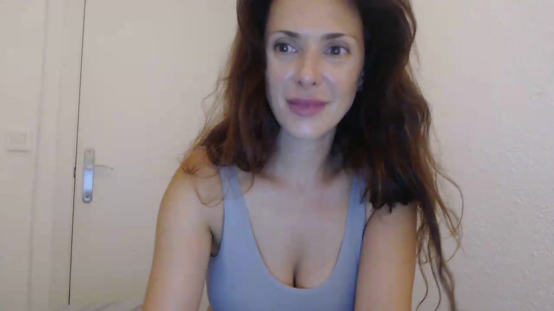 Gallery image thumbnail from ItsLizi's myfreecams stream on, 07/07/2026, 21:11 image 6 of 20