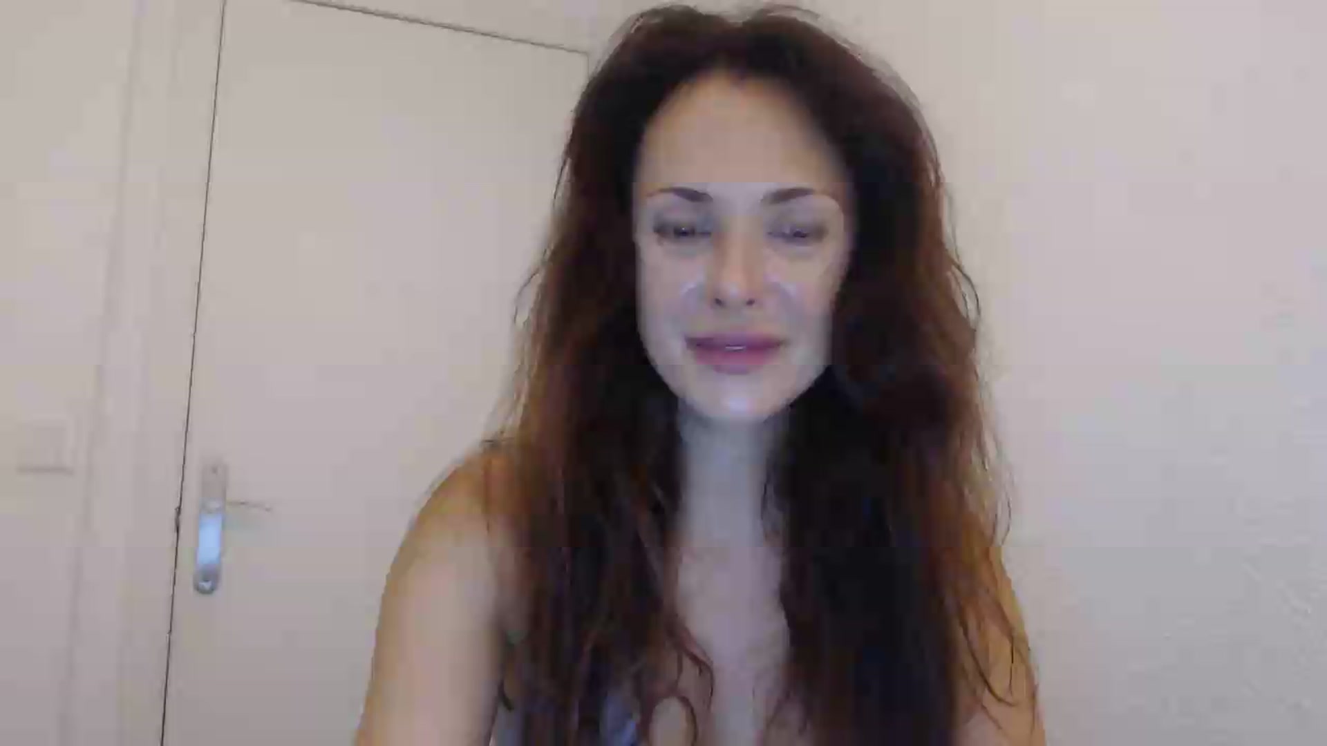Gallery image thumbnail from ItsLizi's myfreecams stream on, 07/07/2026, 21:11 image 1 of 20