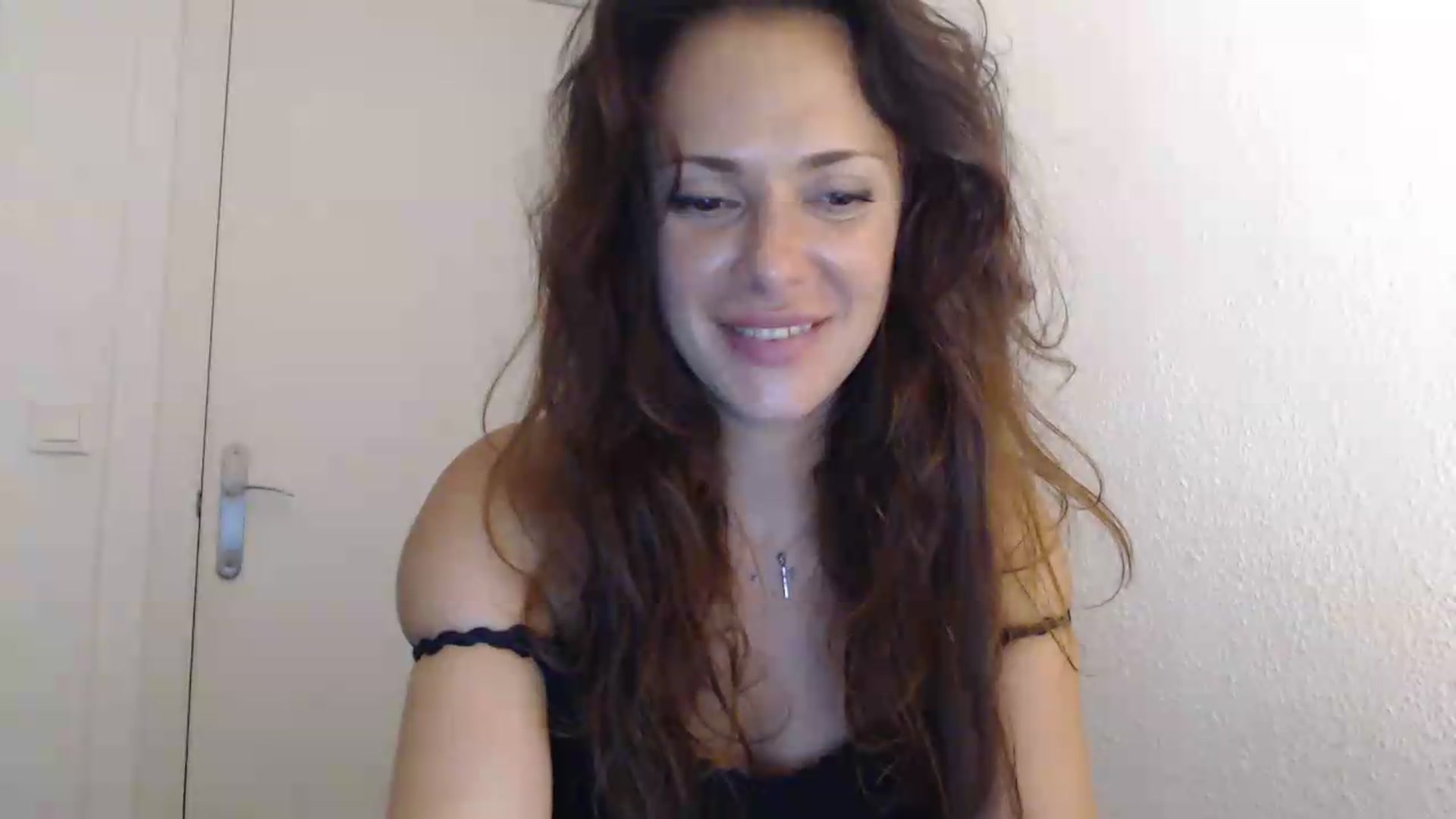 Gallery image thumbnail from ItsLizi's myfreecams stream on, 07/09/2026, 20:31 image 5 of 20