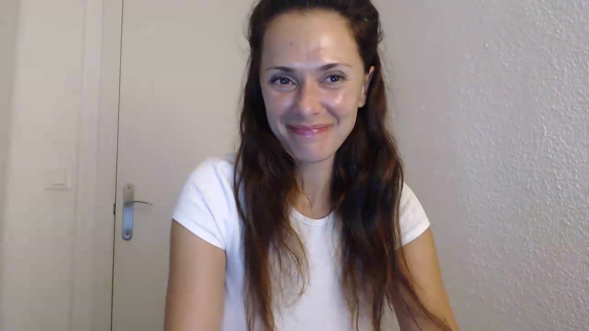 Gallery image thumbnail from ItsLizi's myfreecams stream on, 07/27/2026, 22:08 image 3 of 20