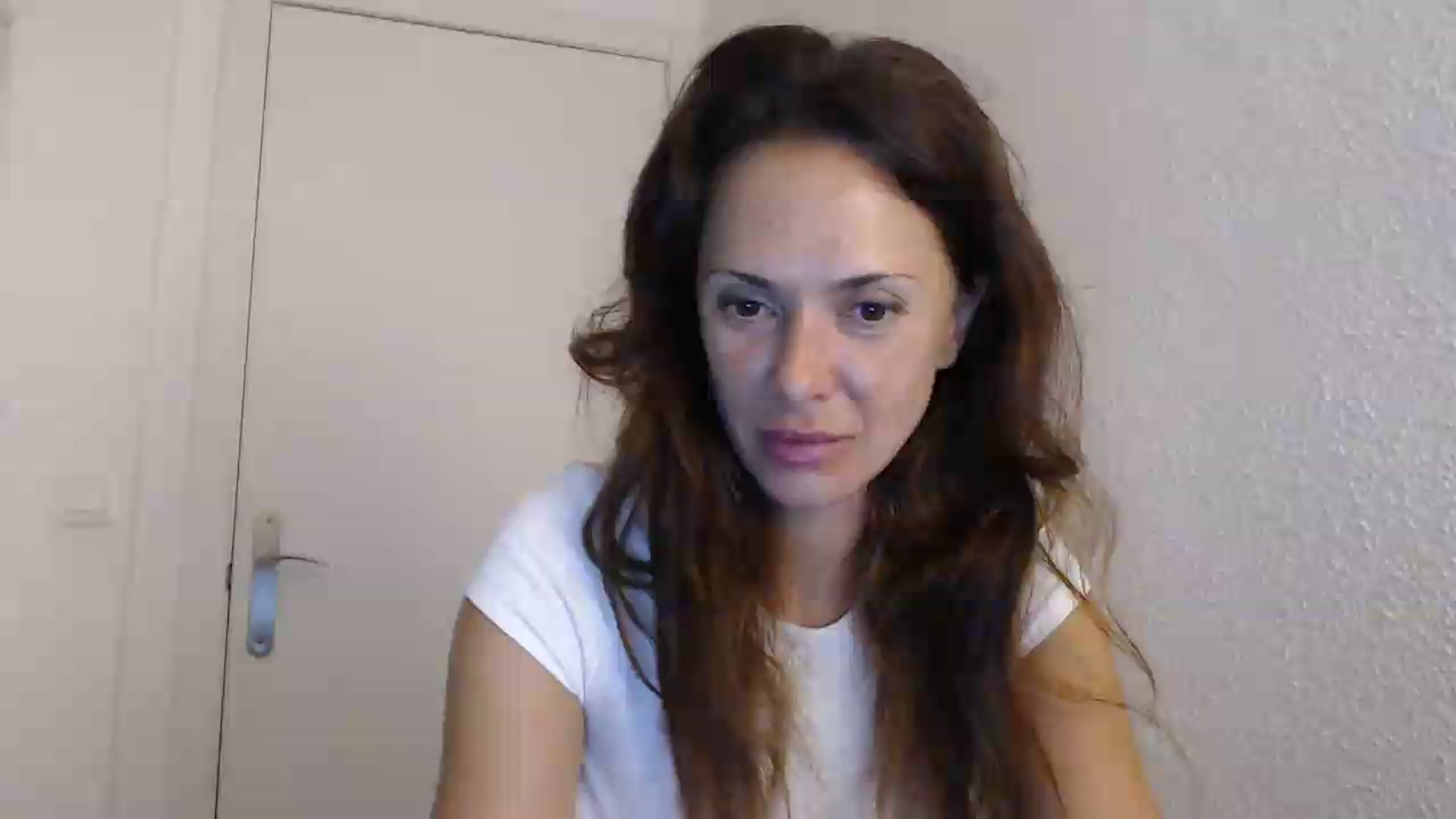 Gallery image thumbnail from ItsLizi's myfreecams stream on, 07/27/2026, 22:08 image 15 of 20