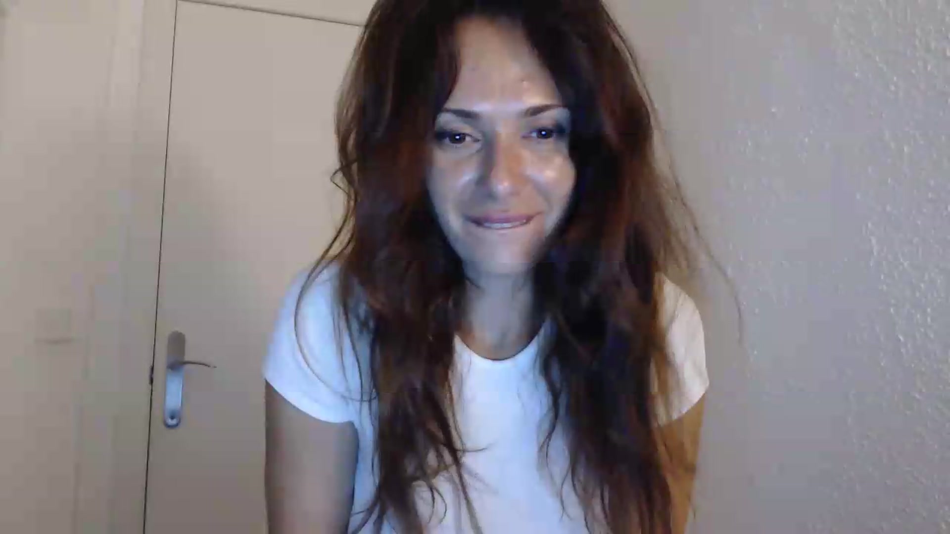 Gallery image thumbnail from ItsLizi's myfreecams stream on, 07/27/2026, 23:52 image 6 of 20