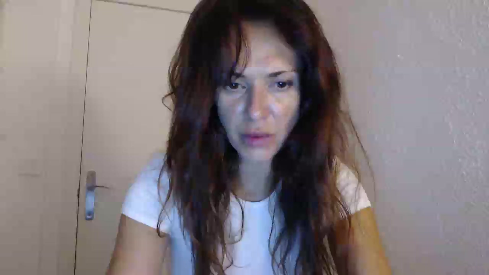 Gallery image thumbnail from ItsLizi's myfreecams stream on, 07/27/2026, 23:52 image 1 of 20