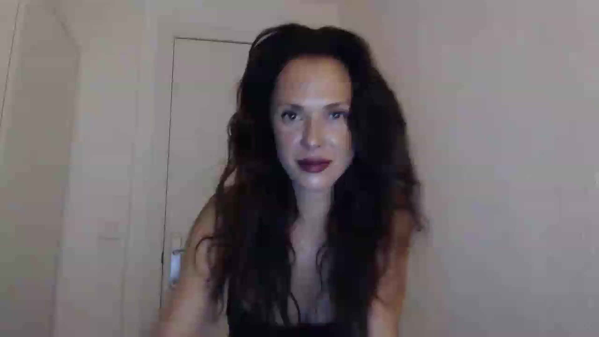Gallery image thumbnail from ItsLizi's myfreecams stream on, 08/05/2026, 21:06 image 1 of 20