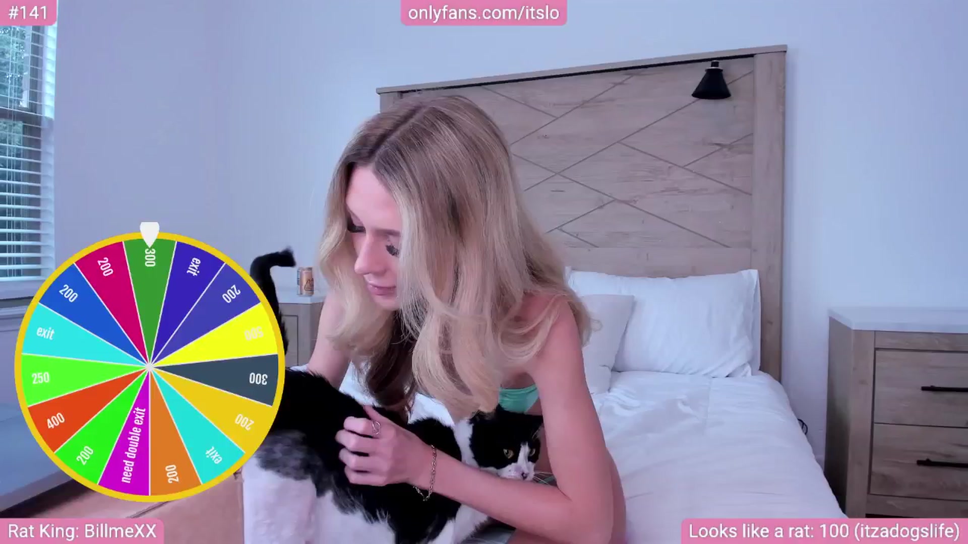 Gallery image thumbnail from ItsLo's myfreecams stream on, 04/28/2024, 20:40 image 10 of 20