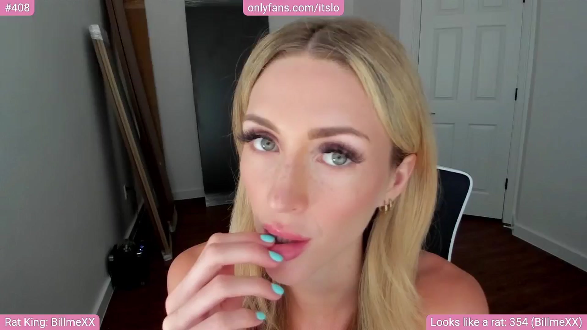 Gallery image thumbnail from ItsLo's myfreecams stream on, 07/10/2024, 24:09 image 9 of 20