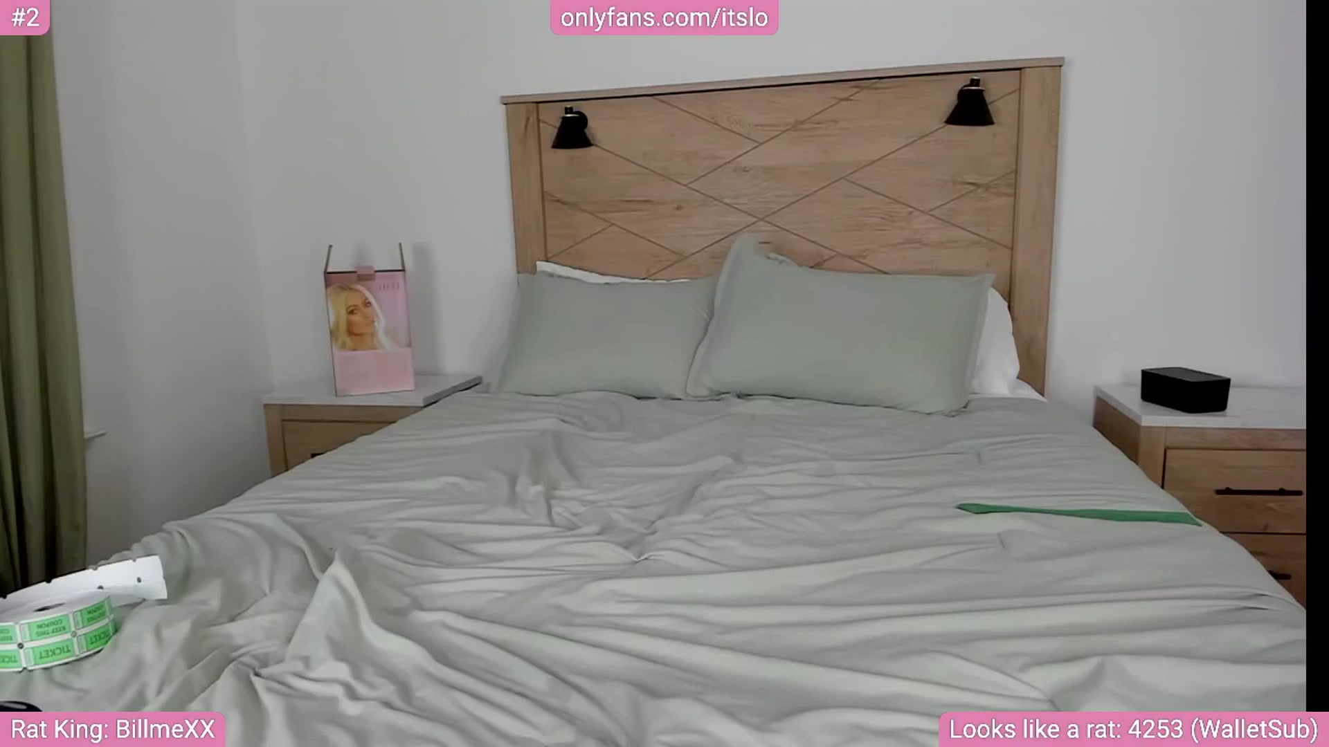 Gallery image thumbnail from ItsLo's myfreecams stream on, 08/09/2024, 04:27 image 16 of 20