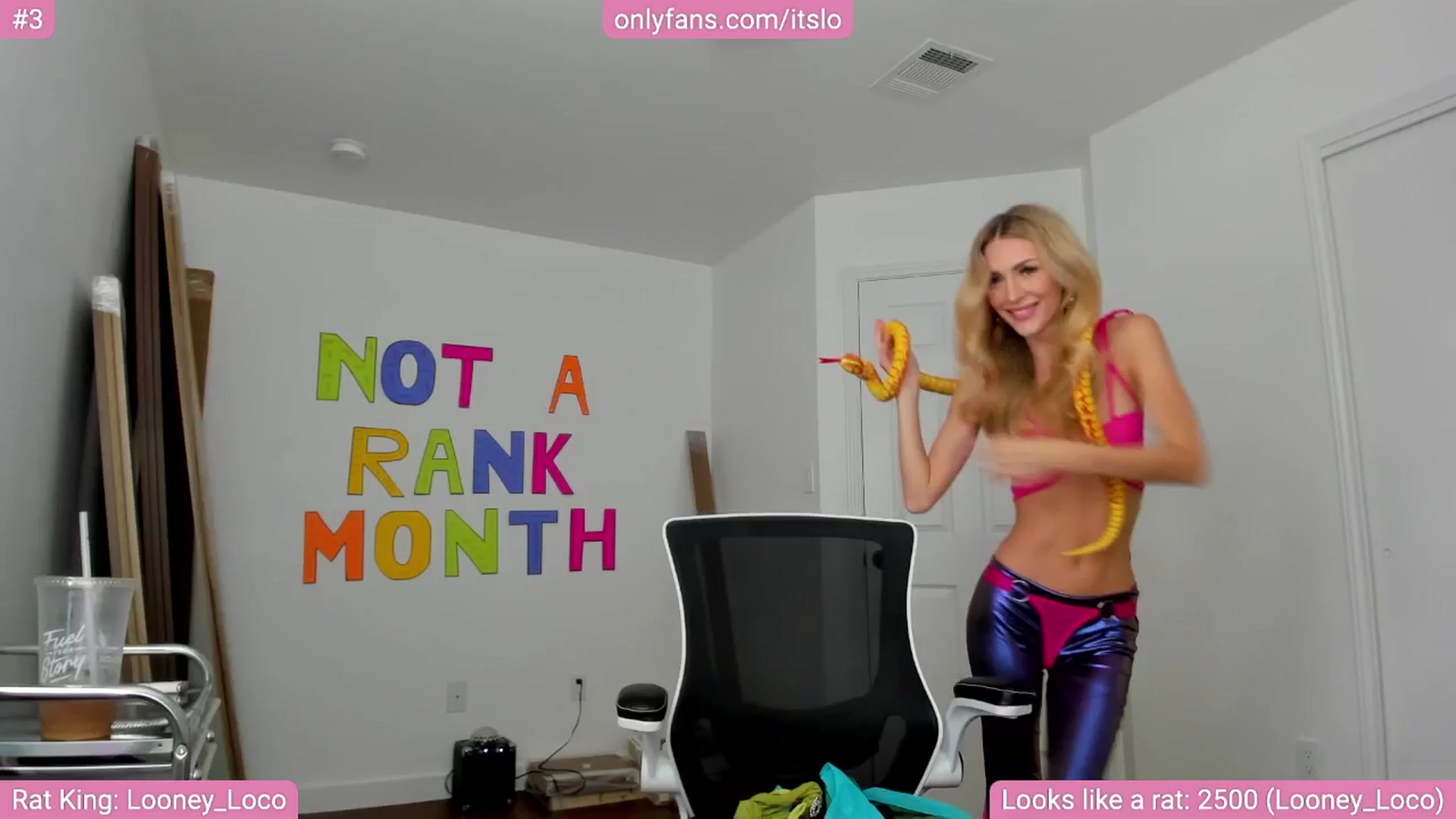 Gallery image thumbnail from ItsLo's myfreecams stream on, 08/26/2024, 22:55 image 6 of 20