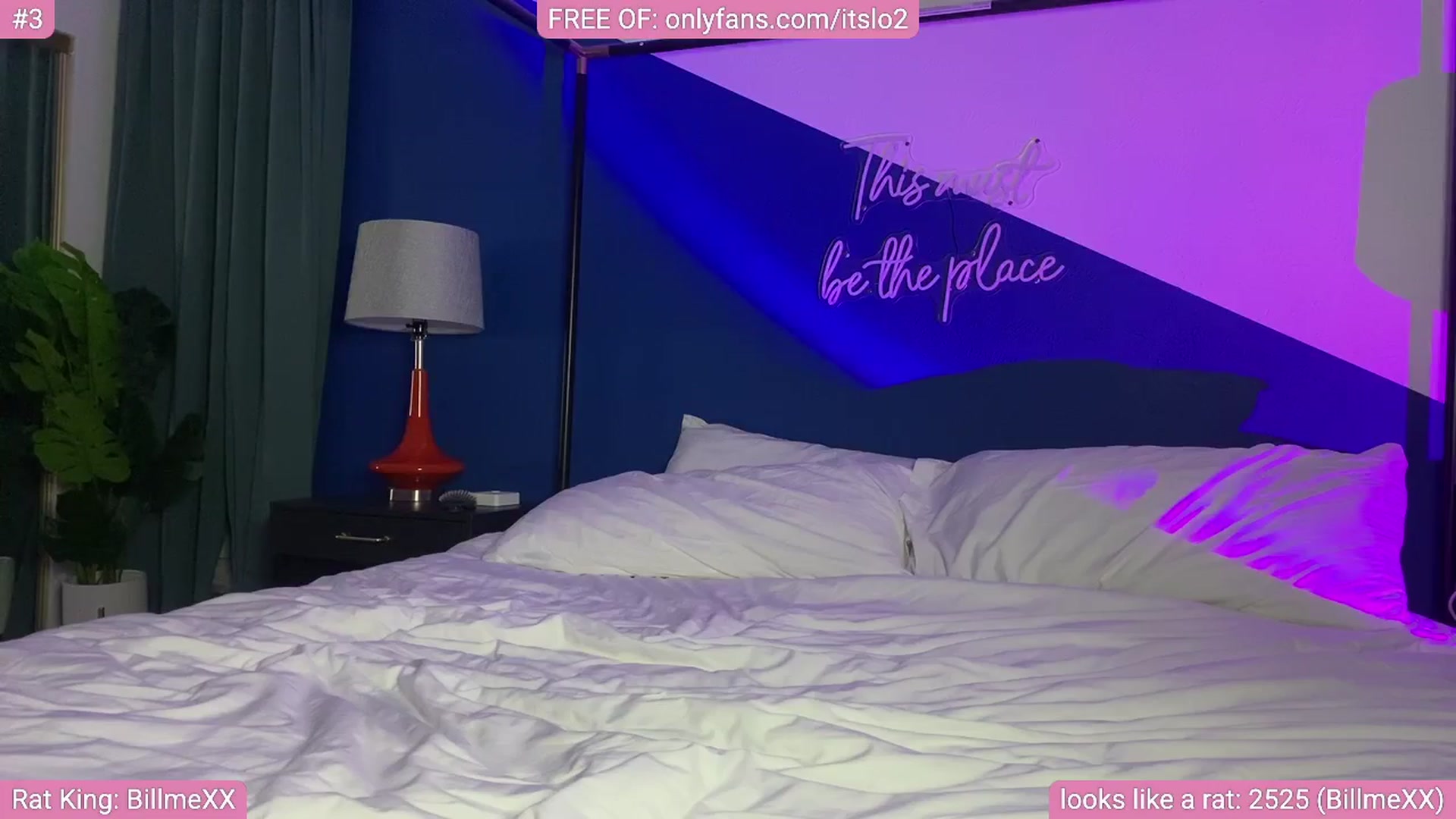 Gallery image thumbnail from ItsLo's myfreecams stream on, 03/28/2025, 03:46 image 12 of 20