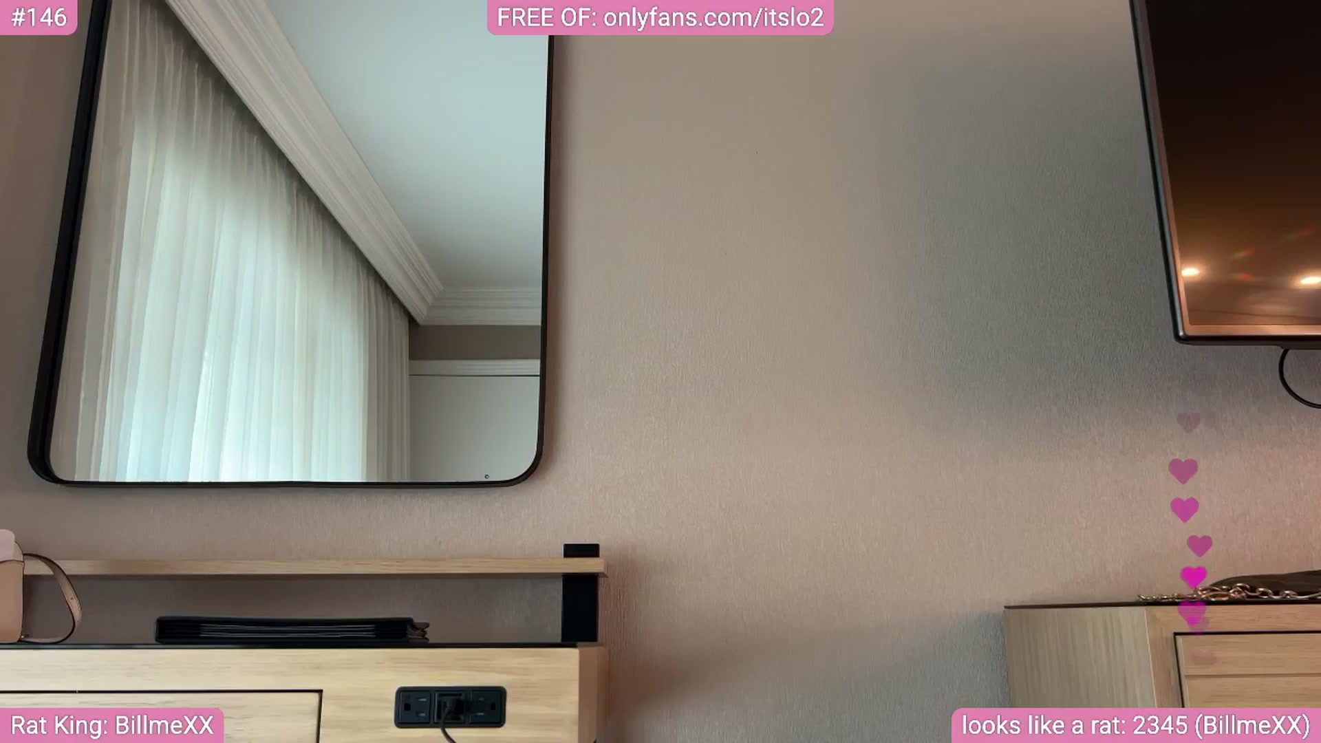 Gallery image thumbnail from ItsLo's myfreecams stream on, 07/16/2025, 24:01 image 16 of 20