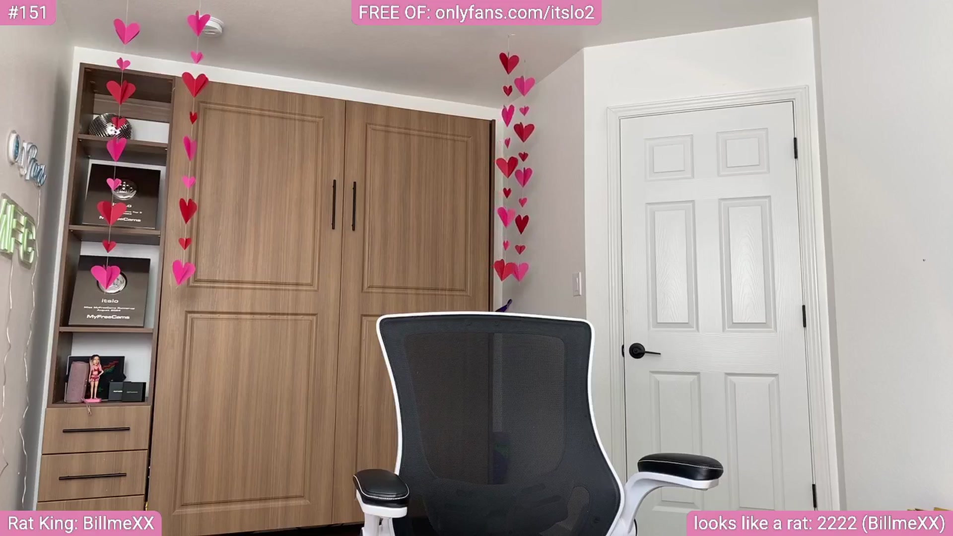 Gallery image thumbnail from ItsLo's myfreecams stream on, 09/24/2025, 22:12 image 11 of 20