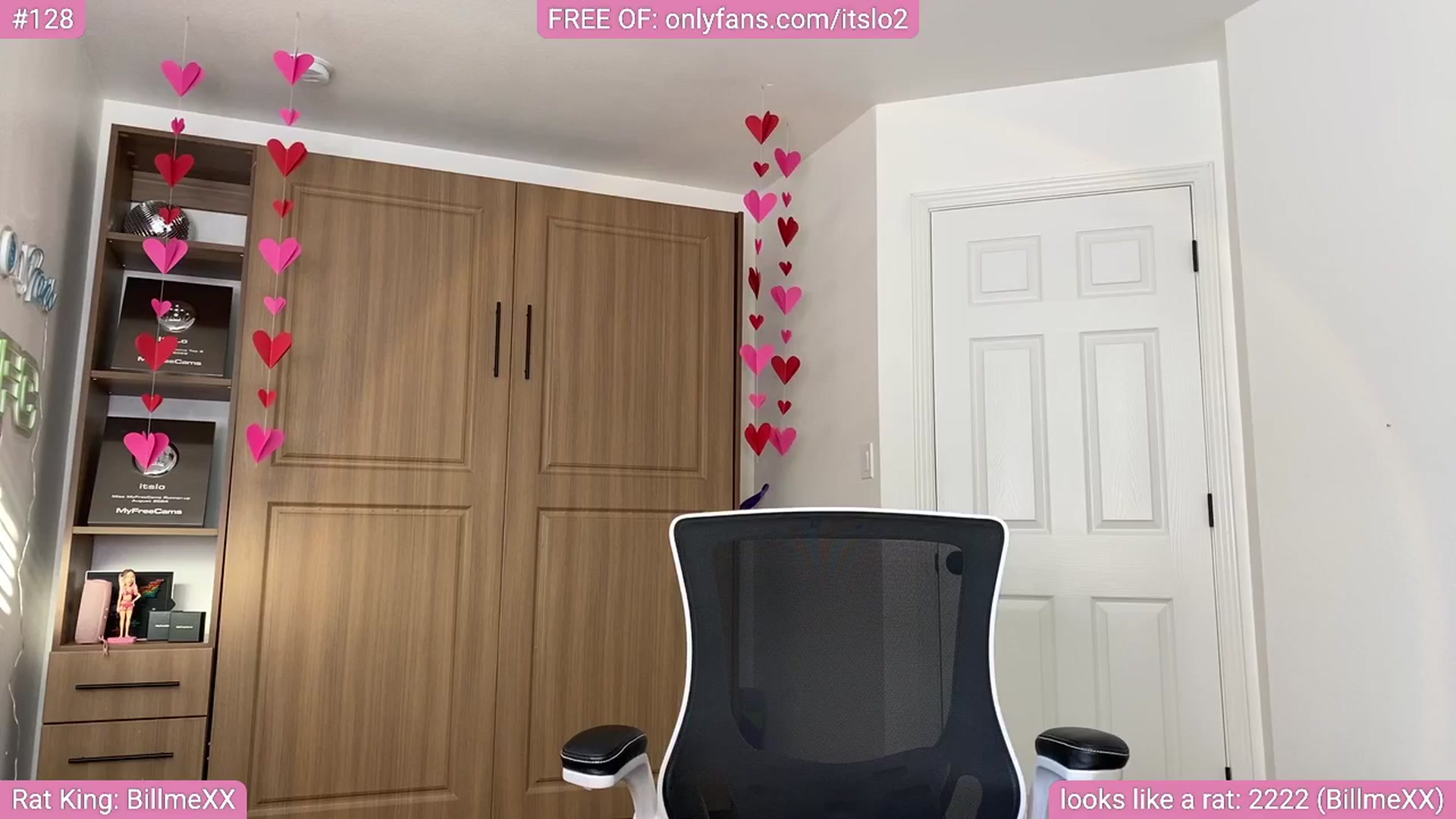 Gallery image thumbnail from ItsLo's myfreecams stream on, 09/25/2025, 23:49 image 13 of 20