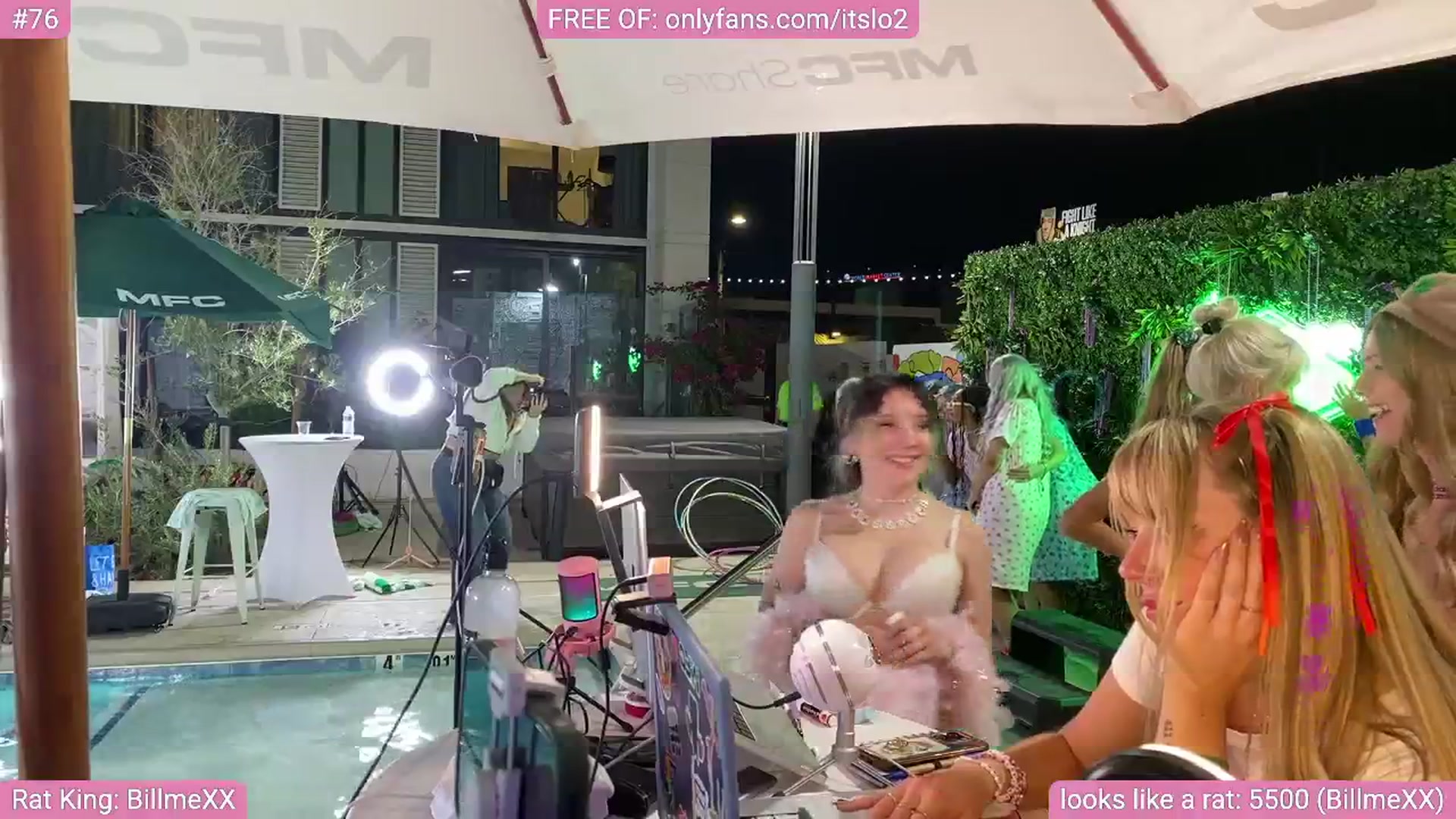 Gallery image thumbnail from ItsLo's myfreecams stream on, 10/08/2025, 05:20 image 13 of 20