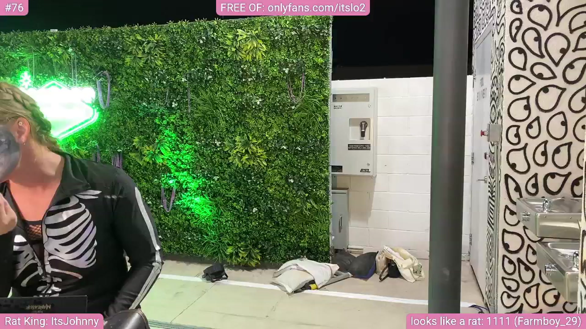 Gallery image thumbnail from ItsLo's myfreecams stream on, 10/09/2025, 03:12 image 16 of 20