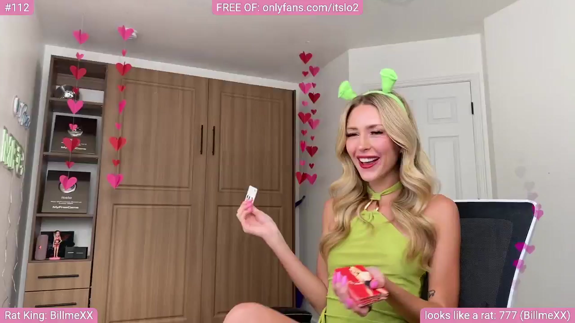 Gallery image thumbnail from ItsLo's myfreecams stream on, 10/14/2025, 22:48 image 14 of 20
