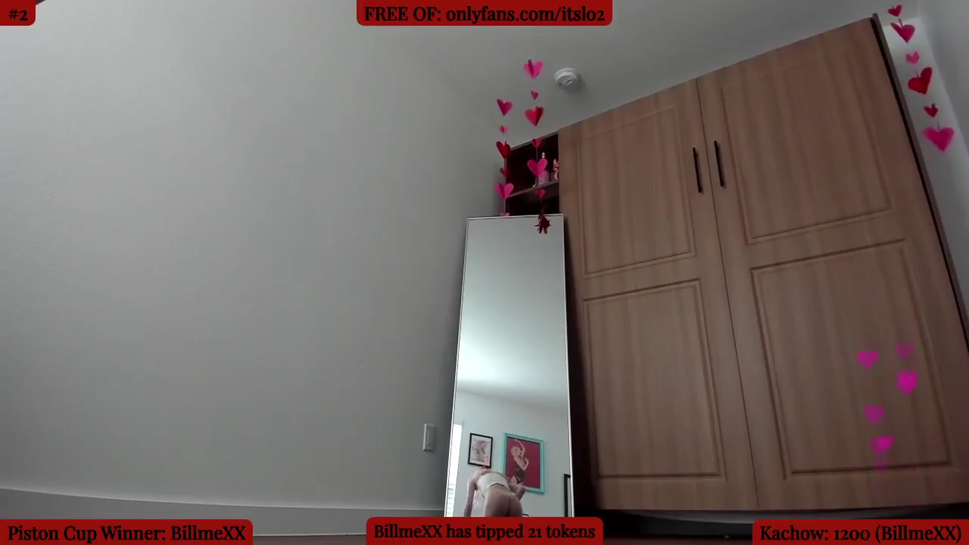 Gallery image thumbnail from ItsLo's myfreecams stream on, 03/05/2026, 22:39 image 11 of 20