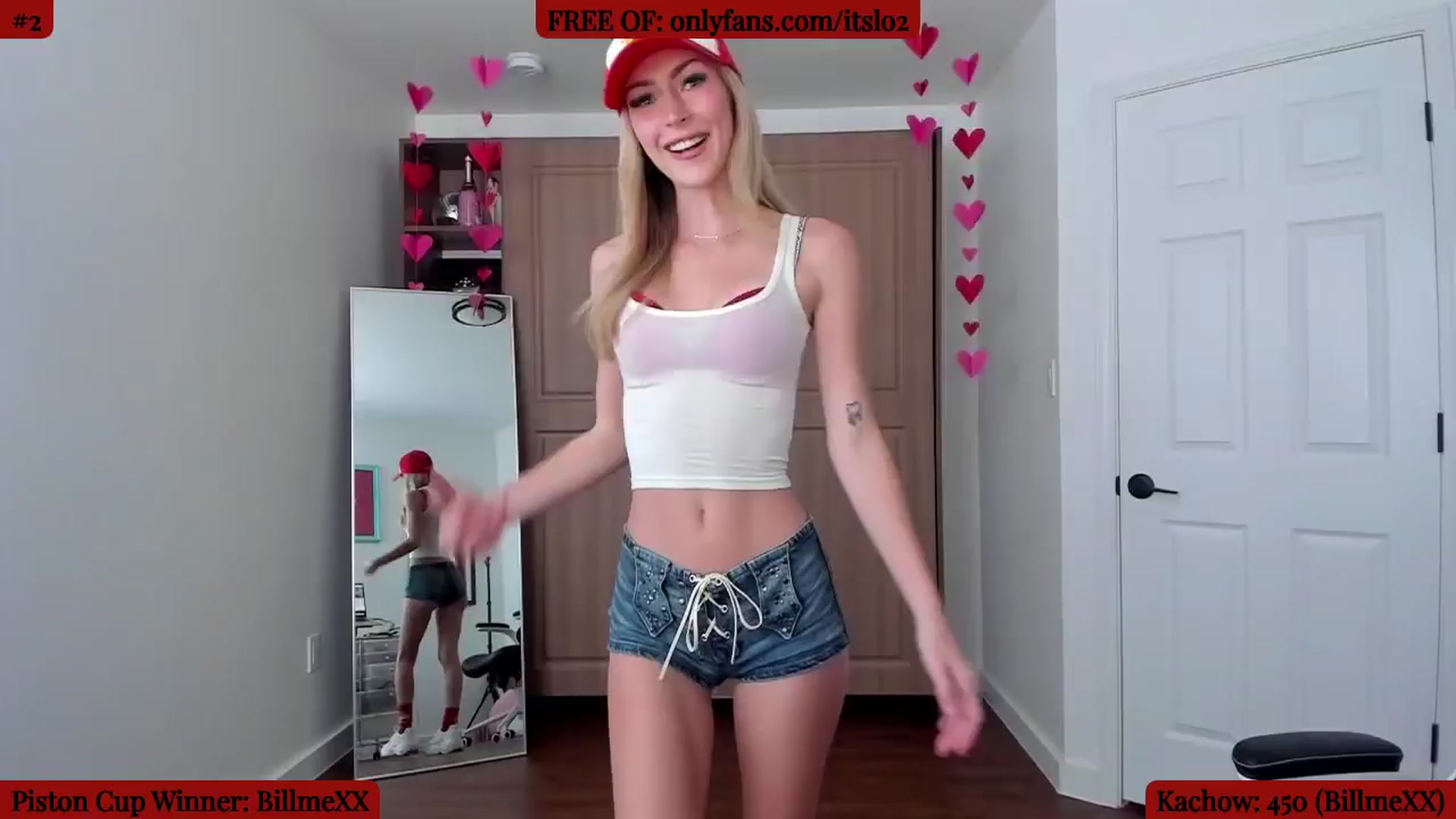 Gallery image thumbnail from ItsLo's myfreecams stream on, 03/05/2026, 22:39 image 2 of 20