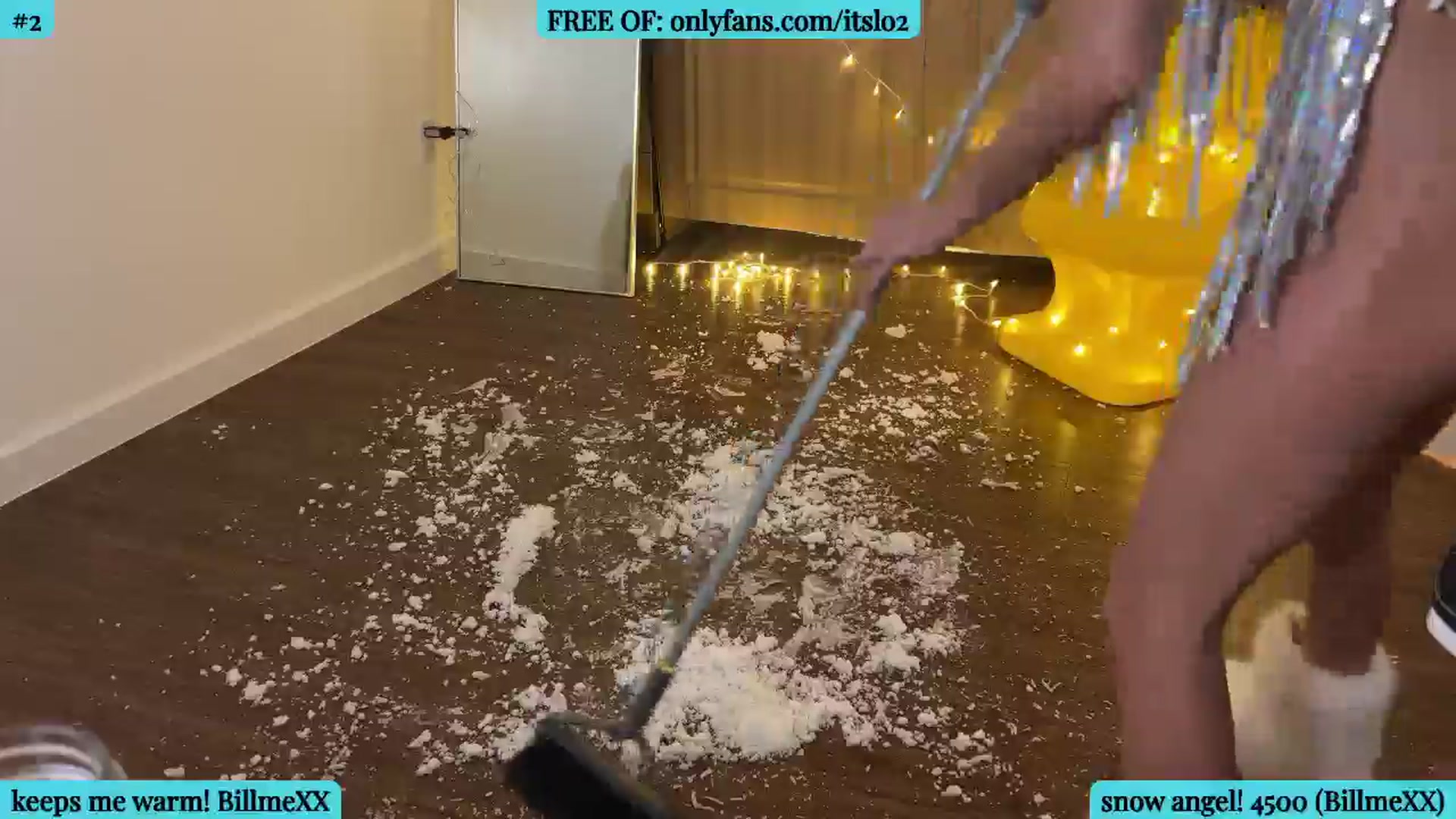 Gallery image thumbnail from ItsLo's myfreecams stream on, 03/12/2026, 06:49 image 11 of 20
