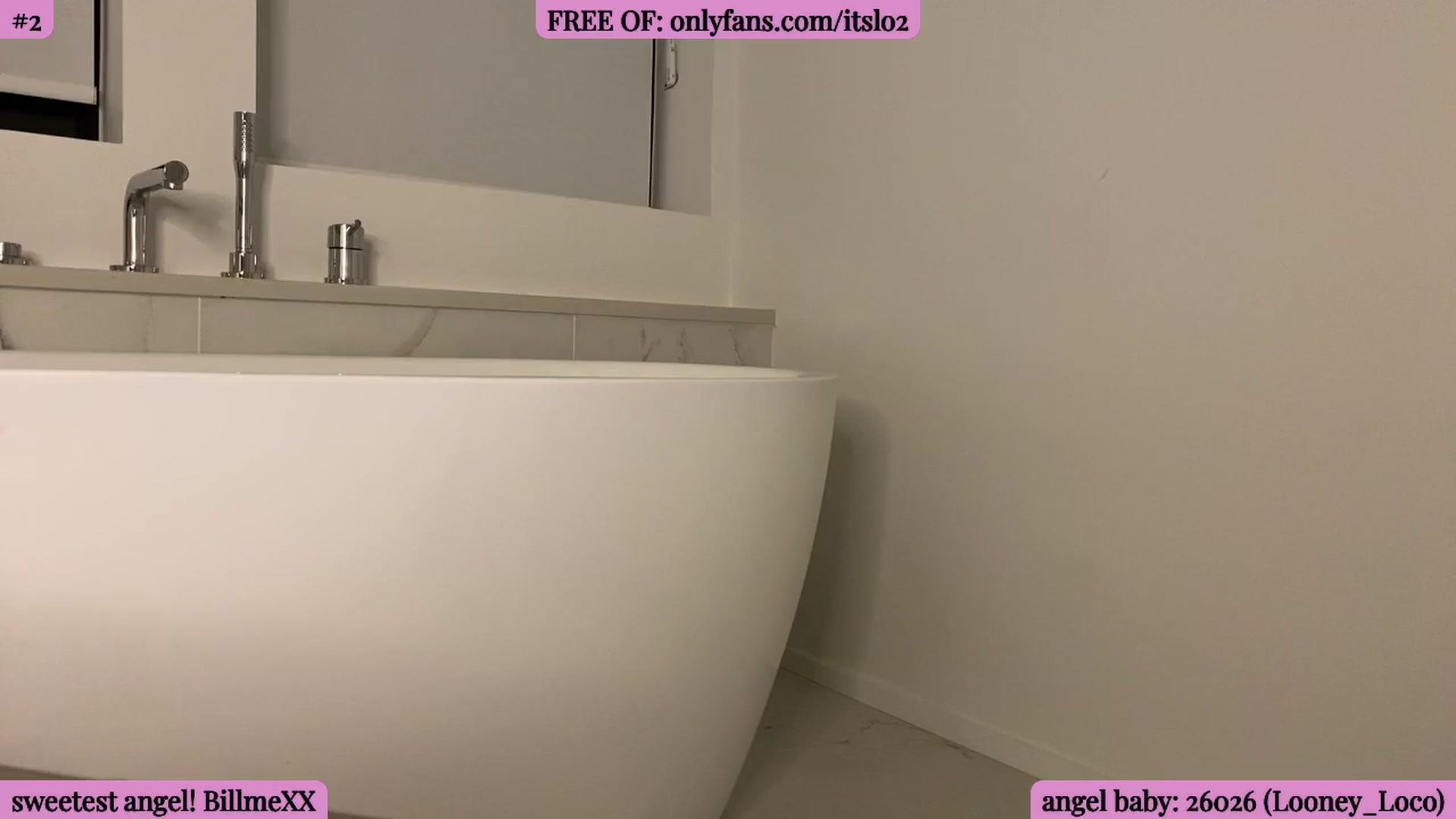 Gallery image thumbnail from ItsLo's myfreecams stream on, 03/30/2026, 03:14 image 17 of 20