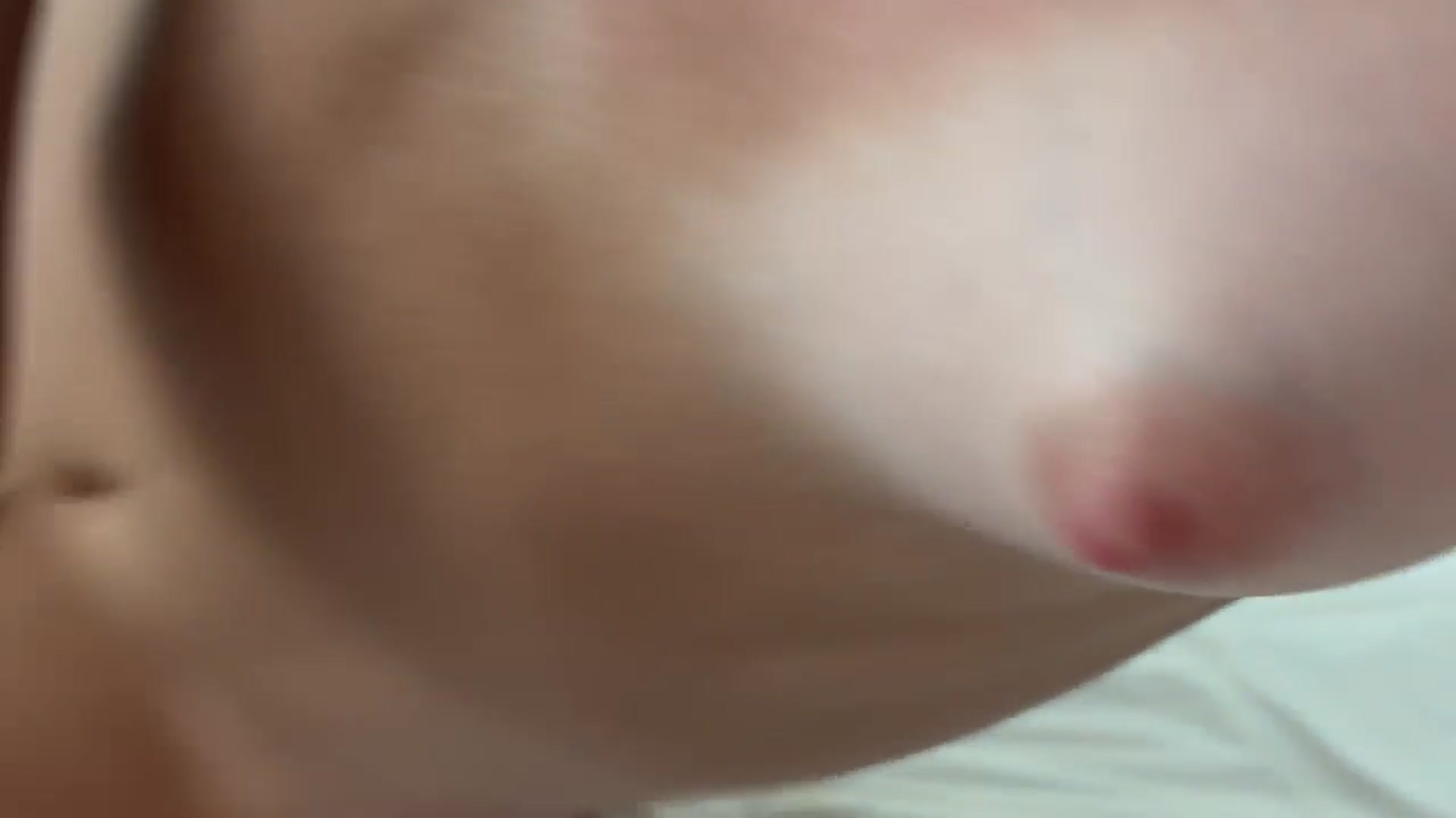 Gallery image thumbnail from ItsLo's myfreecams stream on, 03/30/2026, 23:00 image 15 of 20