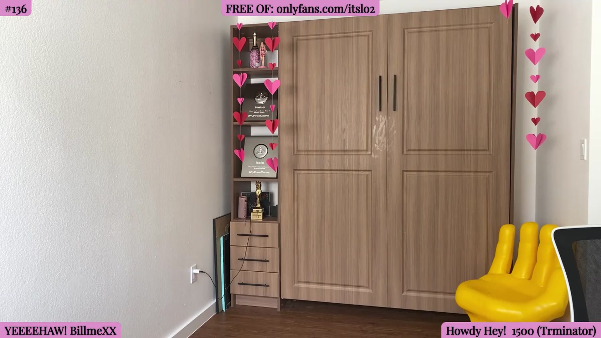 Gallery image thumbnail from ItsLo's myfreecams stream on, 06/29/2026, 21:36 image 14 of 20