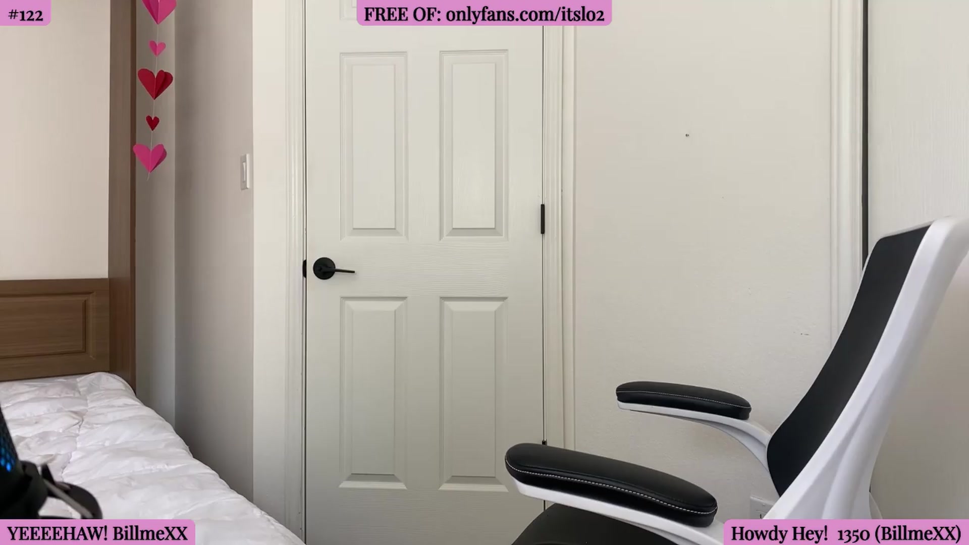 Gallery image thumbnail from ItsLo's myfreecams stream on, 08/06/2026, 21:07 image 14 of 20