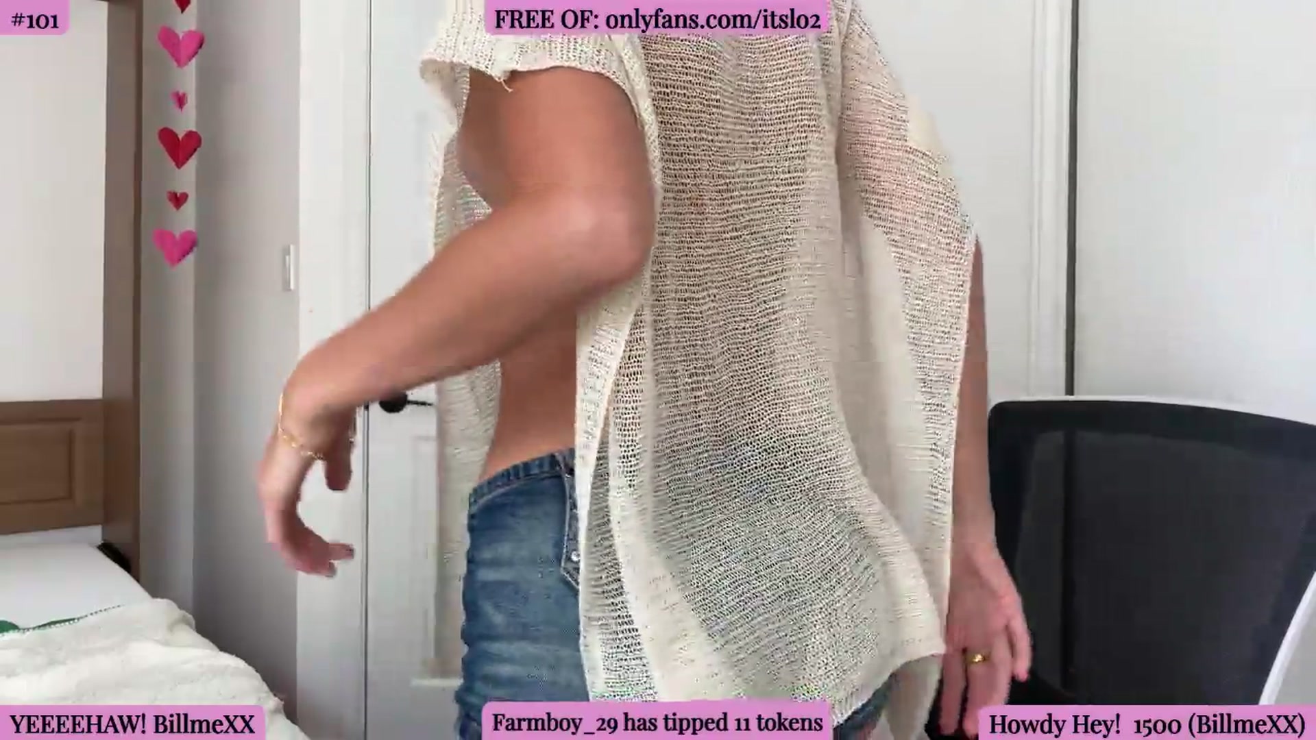 Gallery image thumbnail from ItsLo's myfreecams stream on, 08/14/2026, 20:55 image 18 of 20