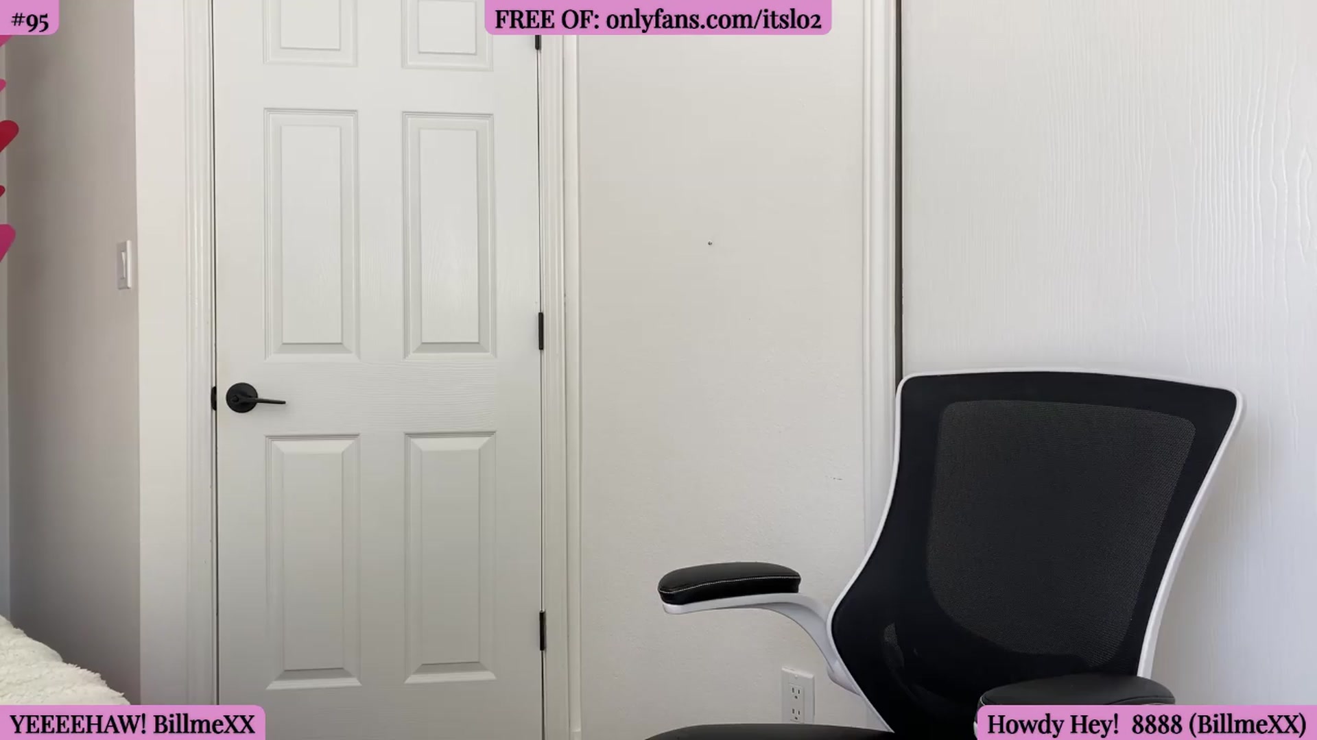Gallery image thumbnail from ItsLo's myfreecams stream on, 08/19/2026, 21:27 image 5 of 20
