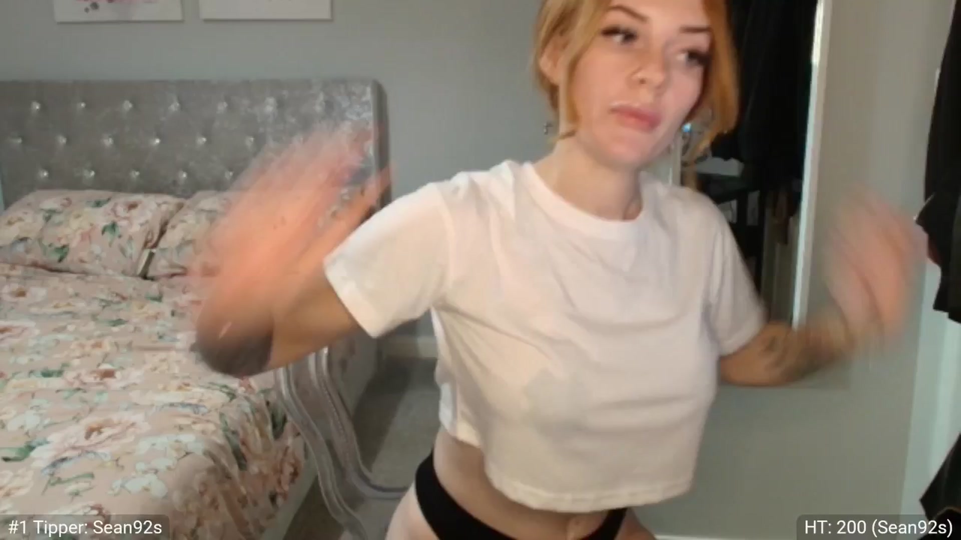 Gallery image thumbnail from ItsLolaLauren's myfreecams stream on, 09/17/2025, 21:27 image 8 of 20