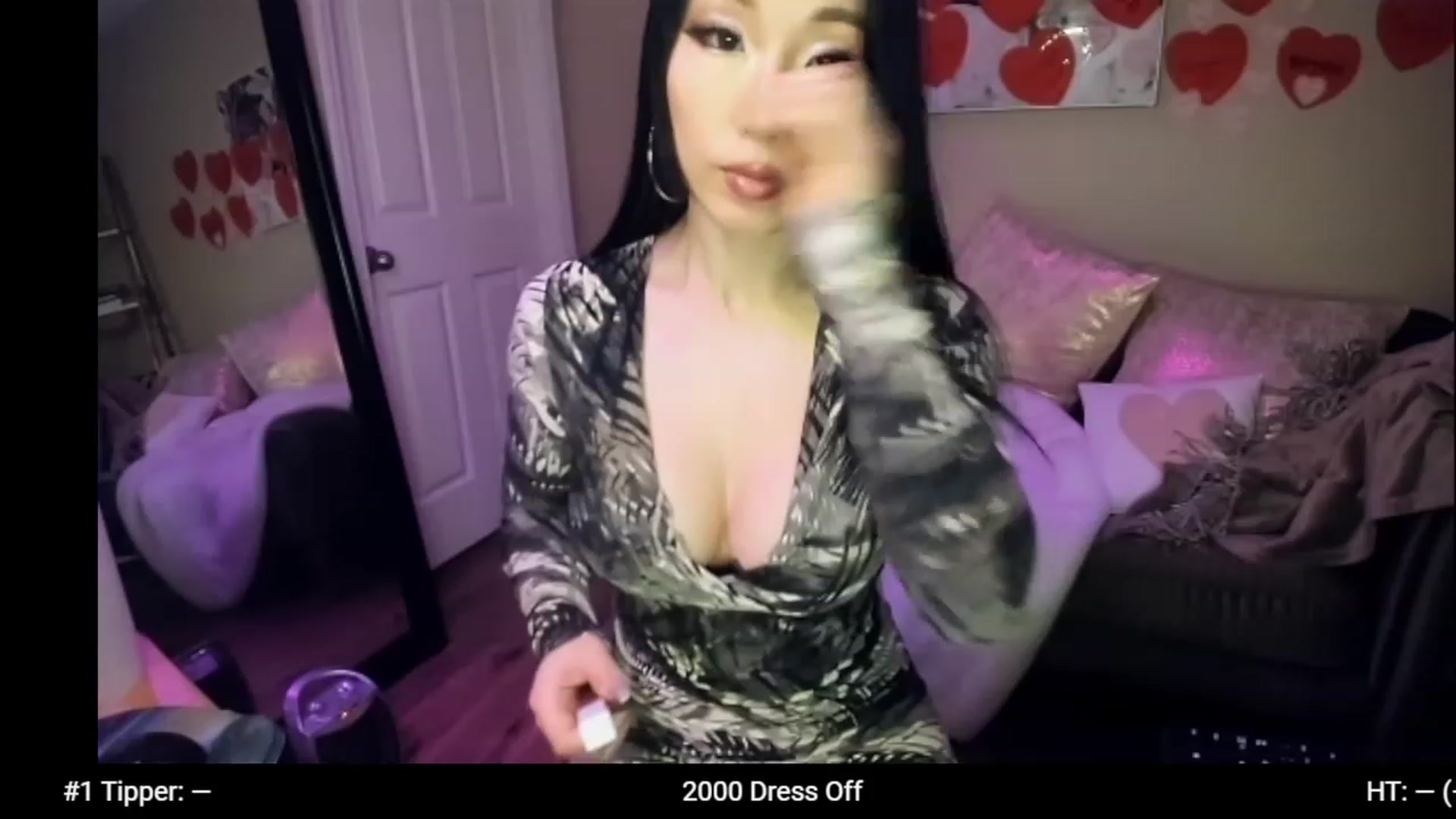 Gallery image thumbnail from ItsMaiRoom's myfreecams stream on, 02/27/2023, 03:47 image 7 of 20