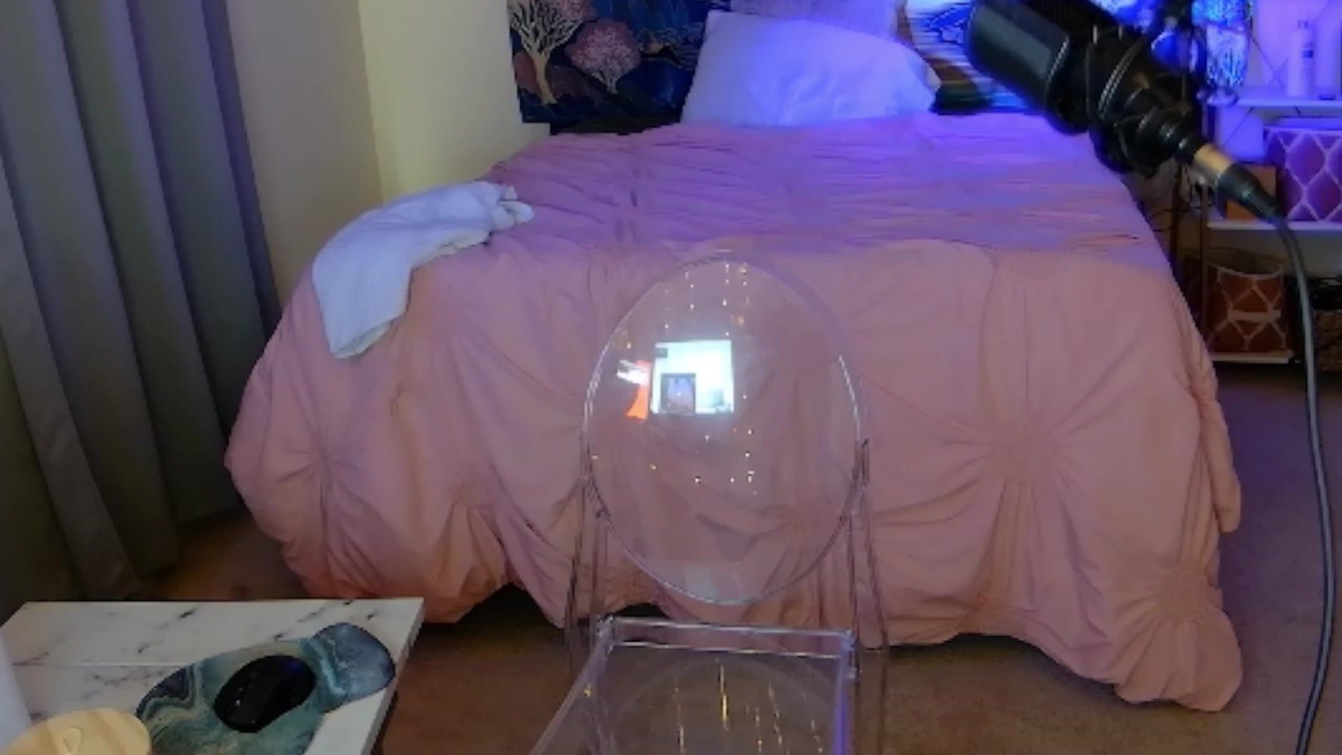 Gallery image thumbnail from ItsMaiRoom's myfreecams stream on, 08/18/2023, 21:00 image 6 of 20