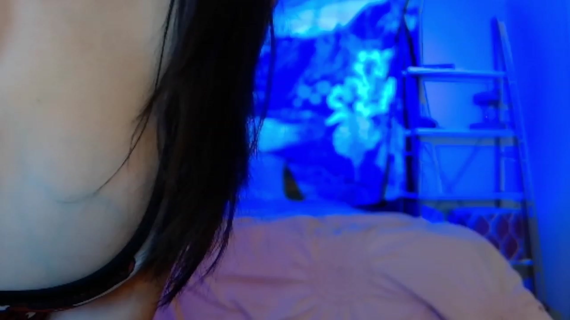 Gallery image thumbnail from ItsMaiRoom's myfreecams stream on, 08/23/2023, 18:09 image 14 of 20
