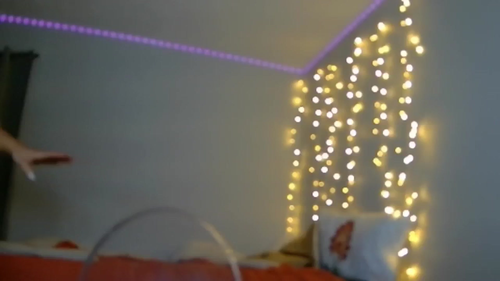Gallery image thumbnail from ItsMaiRoom's myfreecams stream on, 06/14/2024, 20:22 image 15 of 20
