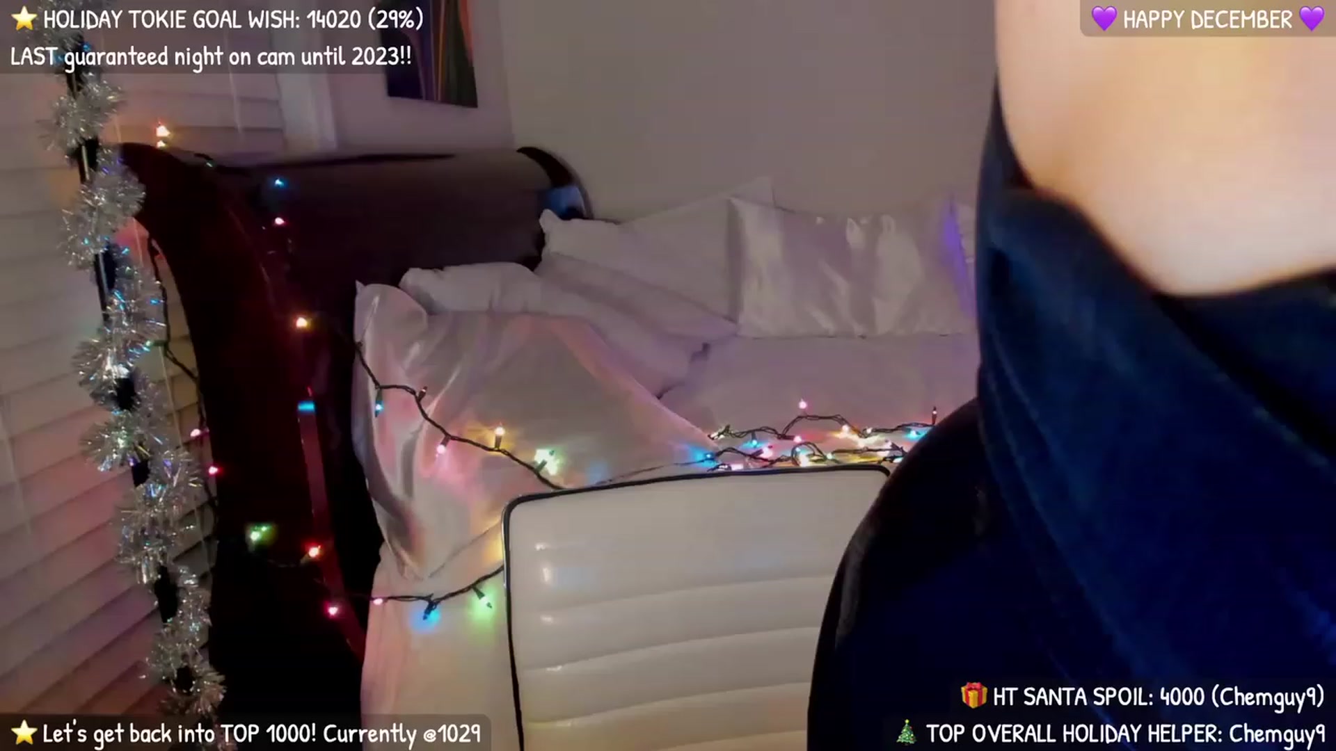 Gallery image thumbnail from ItsMar's myfreecams stream on, 12/17/2022, 06:26 image 2 of 20