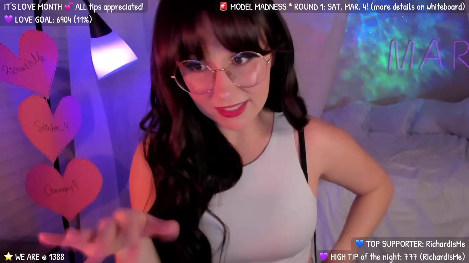 Gallery image thumbnail from ItsMar's myfreecams stream on, 02/26/2023, 06:35 image 1 of 20