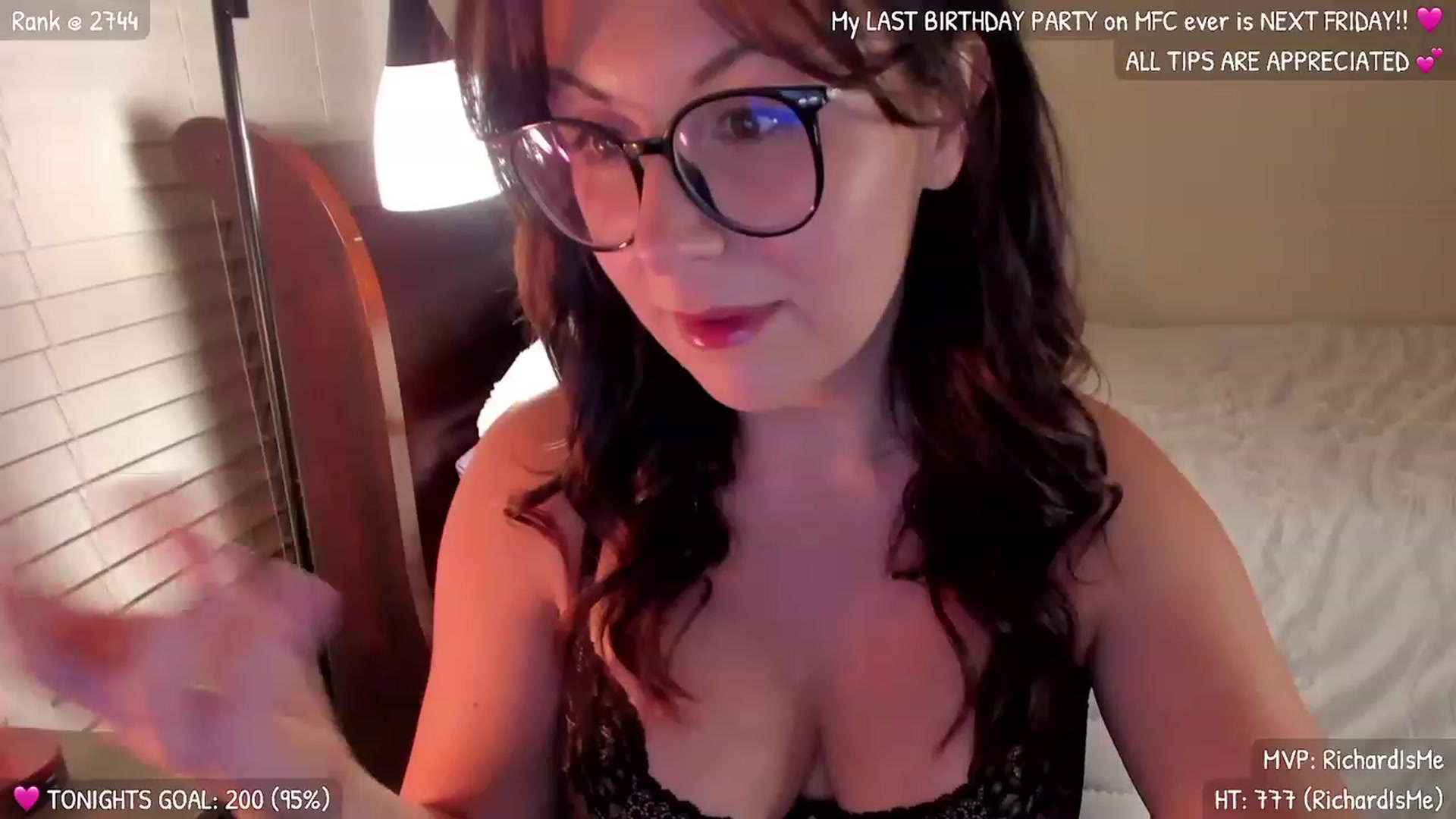 Gallery image thumbnail from ItsMar's myfreecams stream on, 08/27/2023, 05:52 image 18 of 20