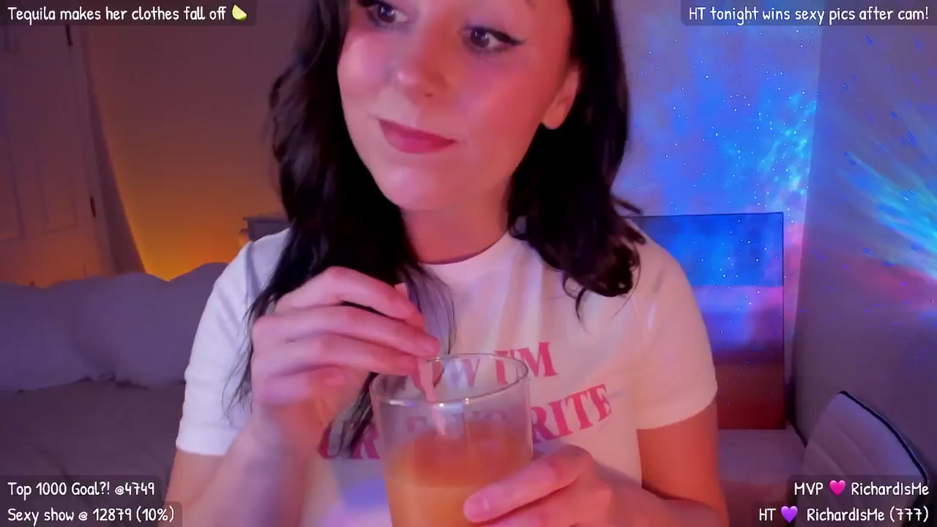 Gallery image thumbnail from ItsMar's myfreecams stream on, 04/15/2025, 05:44 image 6 of 20