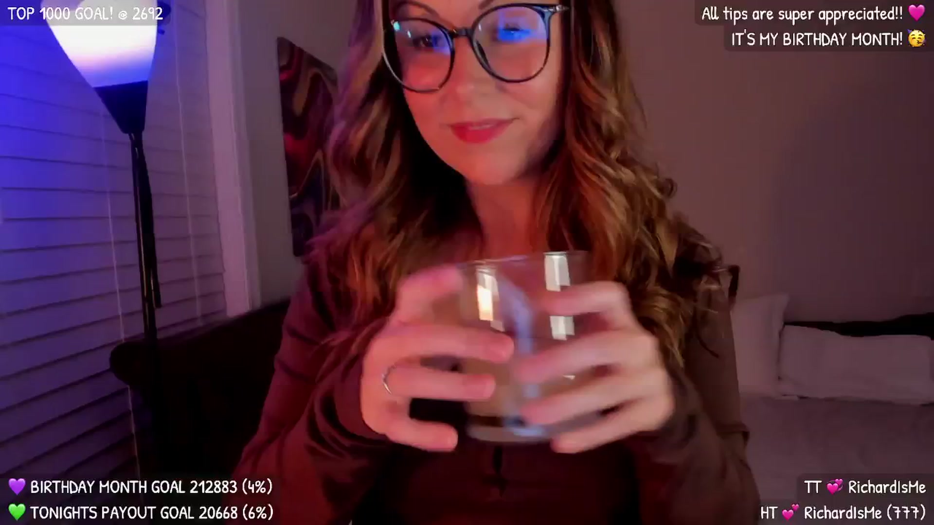 Gallery image thumbnail from ItsMar's myfreecams stream on, 09/16/2025, 04:37 image 2 of 20